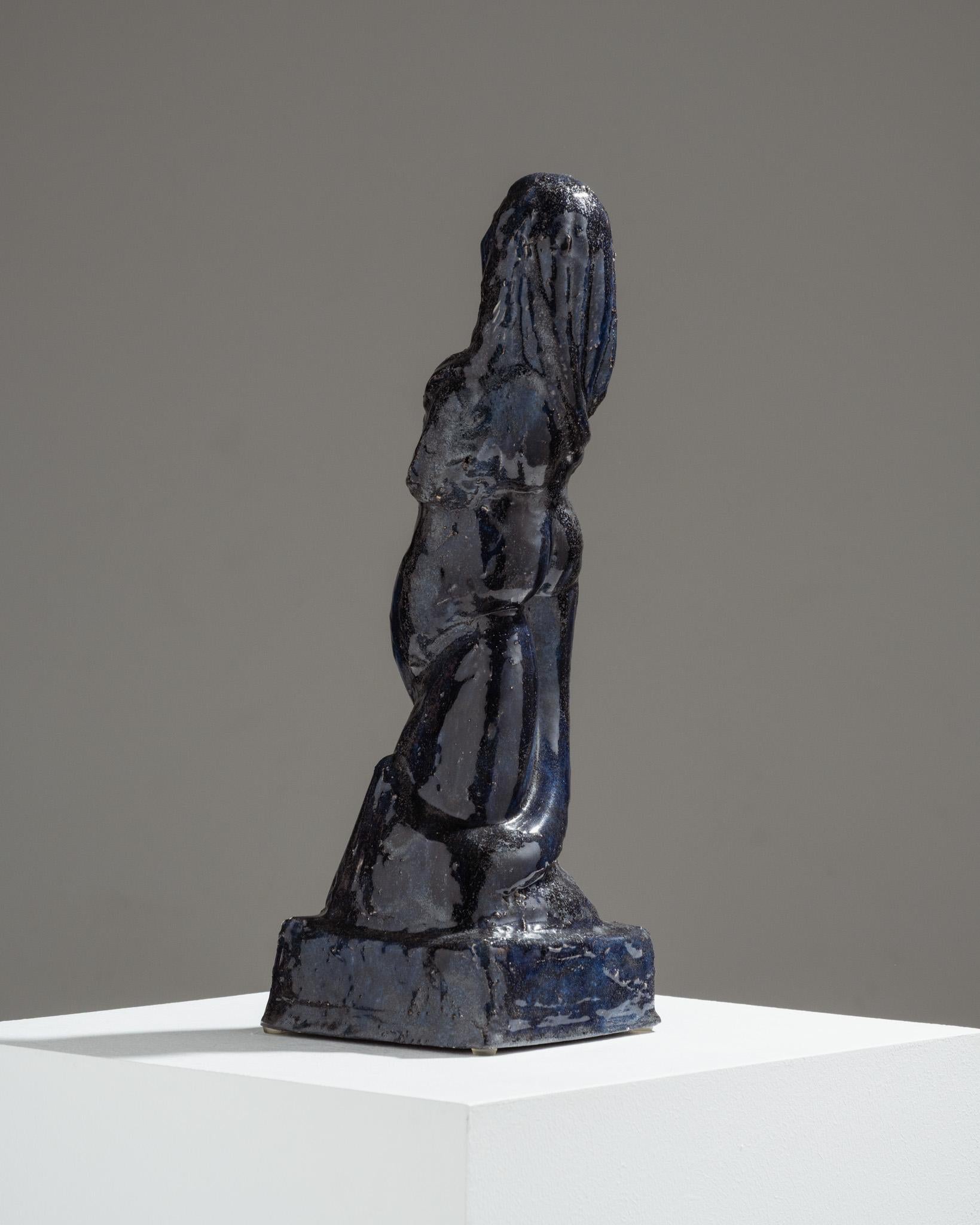 Sculpture de sirène en céramique émaillée bleue, années 1920 Bon état - En vente à PARIS, FR