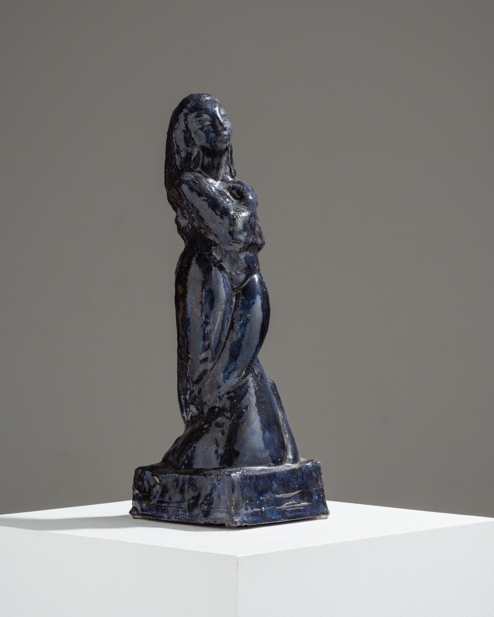 Sculpture de sirène en céramique émaillée bleue, années 1920 en vente 1