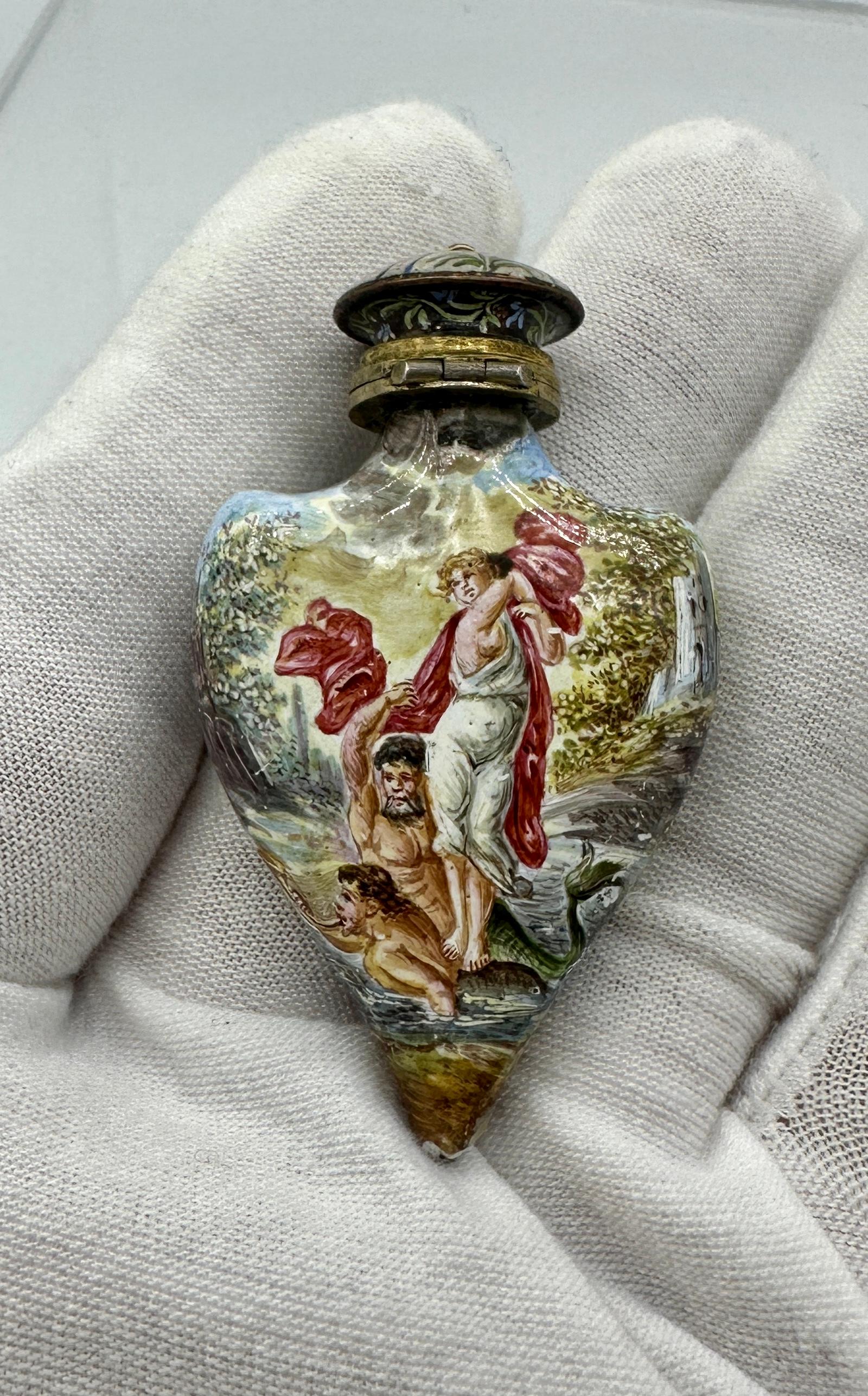 Merman Centaur Goddess Maiden Mermaid Enamel Perfume Bottle Vinaigrette Antique In Good Condition For Sale In New York, NY