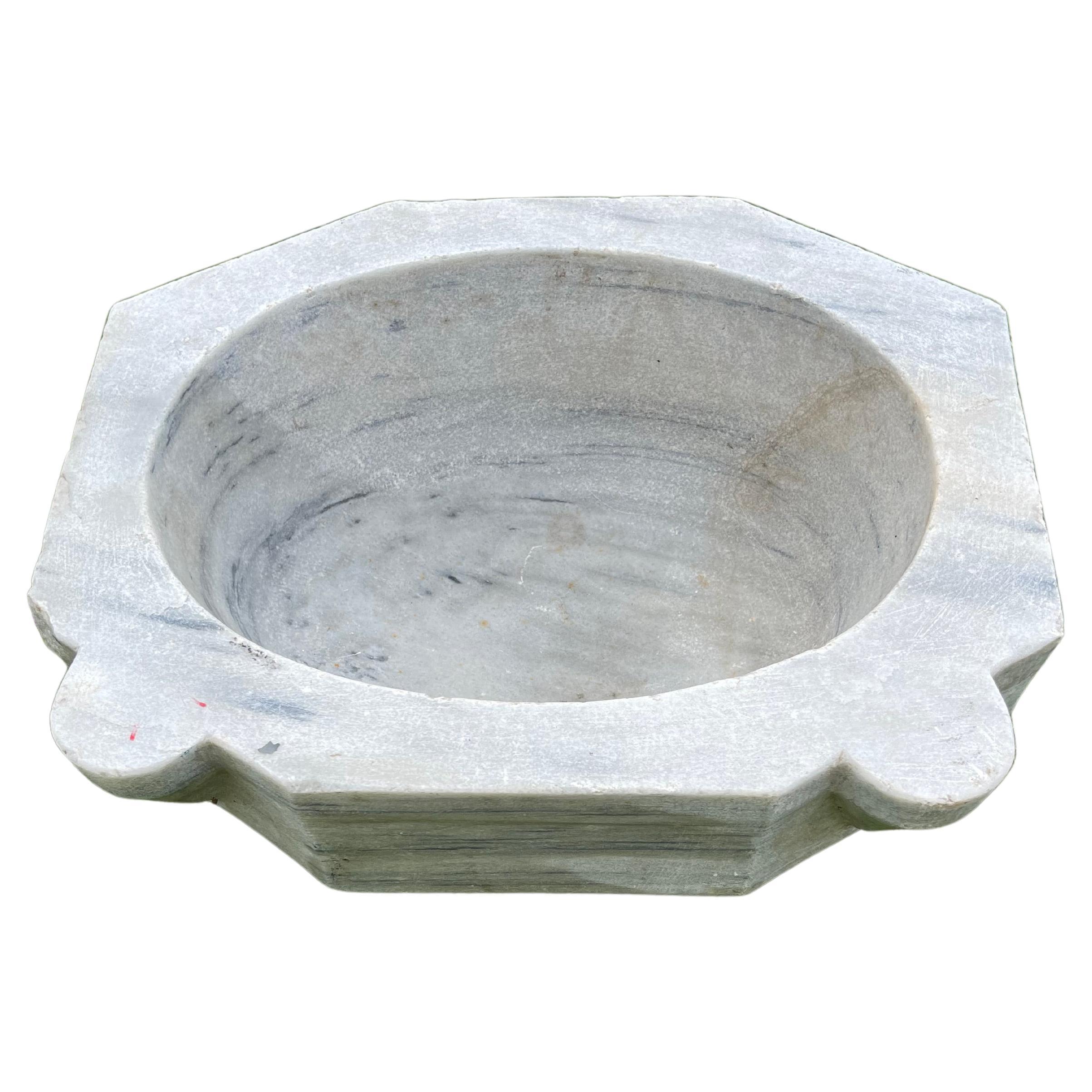 Mermer Kurna (bol de bain en marbre)