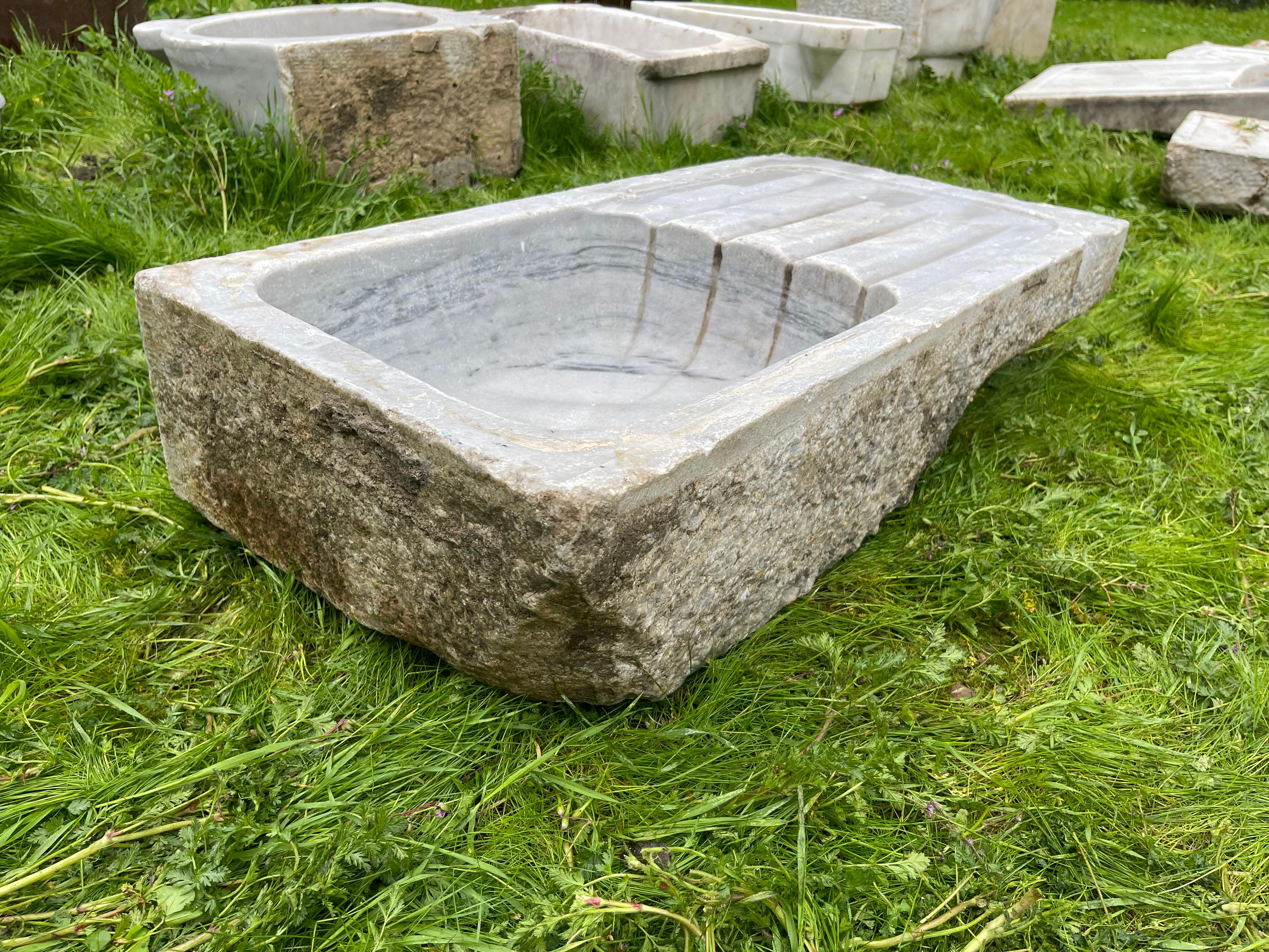 Mermer Lavabo (Ottoman Marble Sink) 0251 For Sale 3