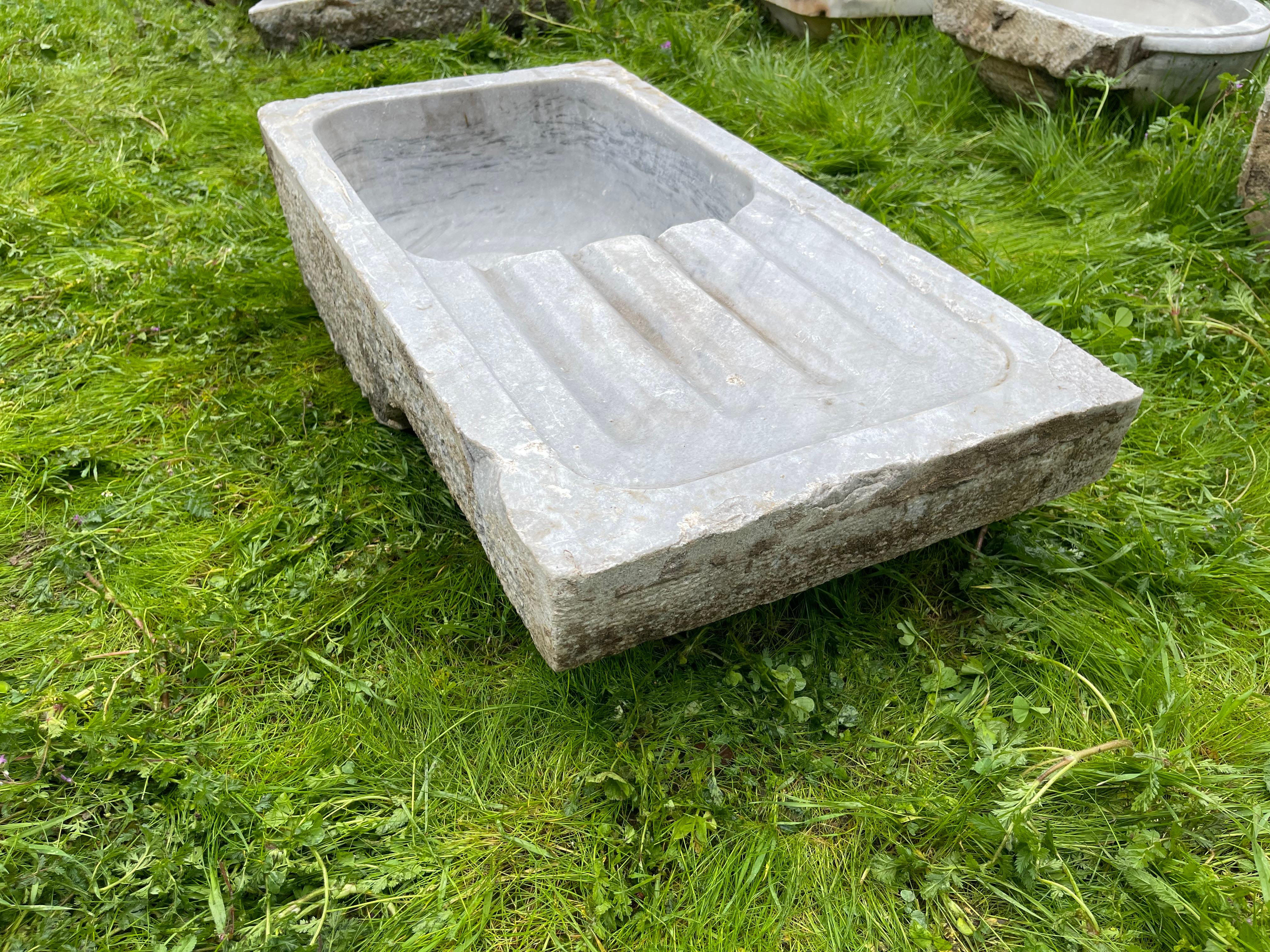 Mermer Lavabo (Ottoman Marble Sink) 0251 For Sale 2