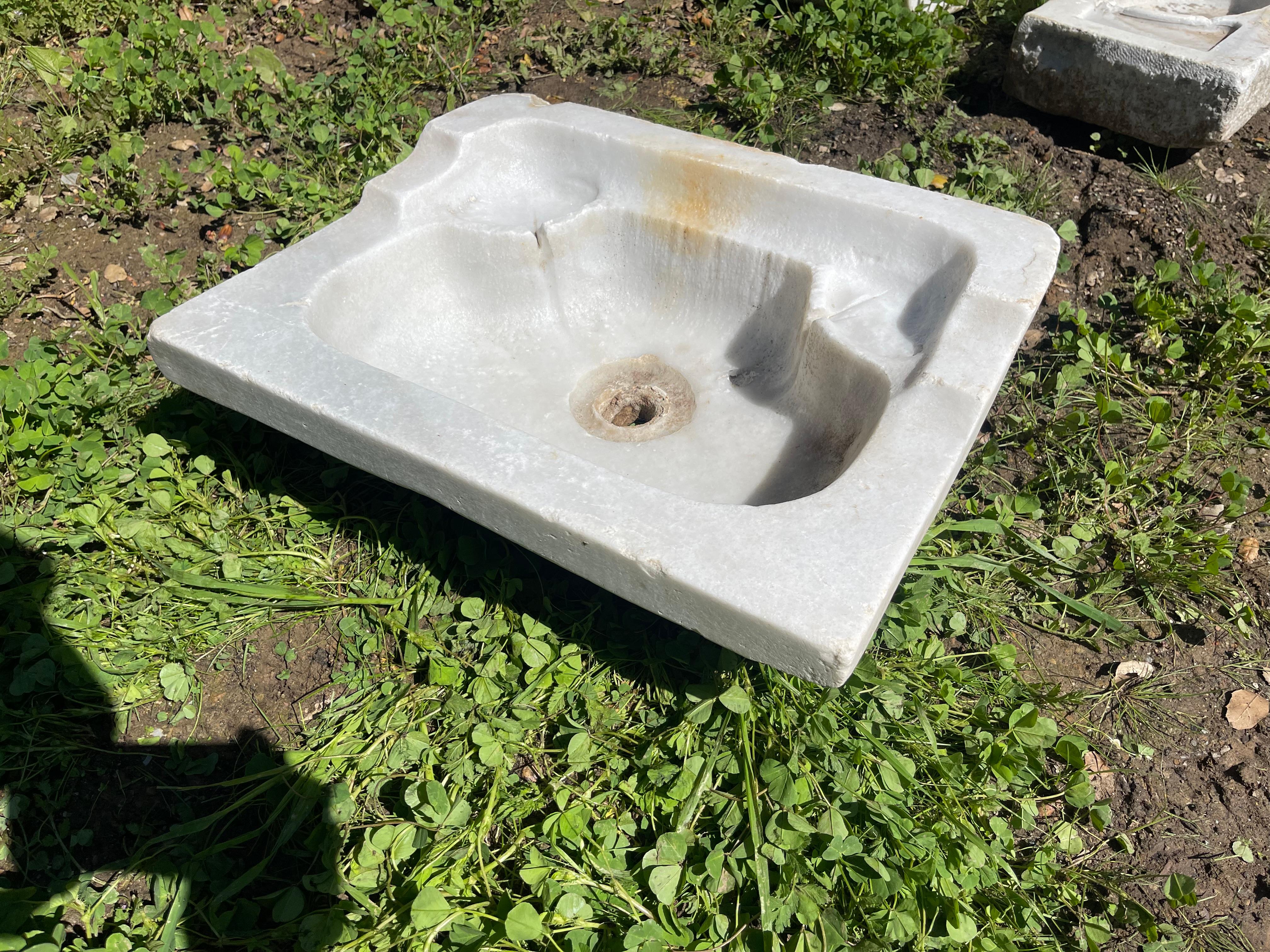 Mermer Lavabo (Ottoman Marble Sink) 0260 For Sale 3