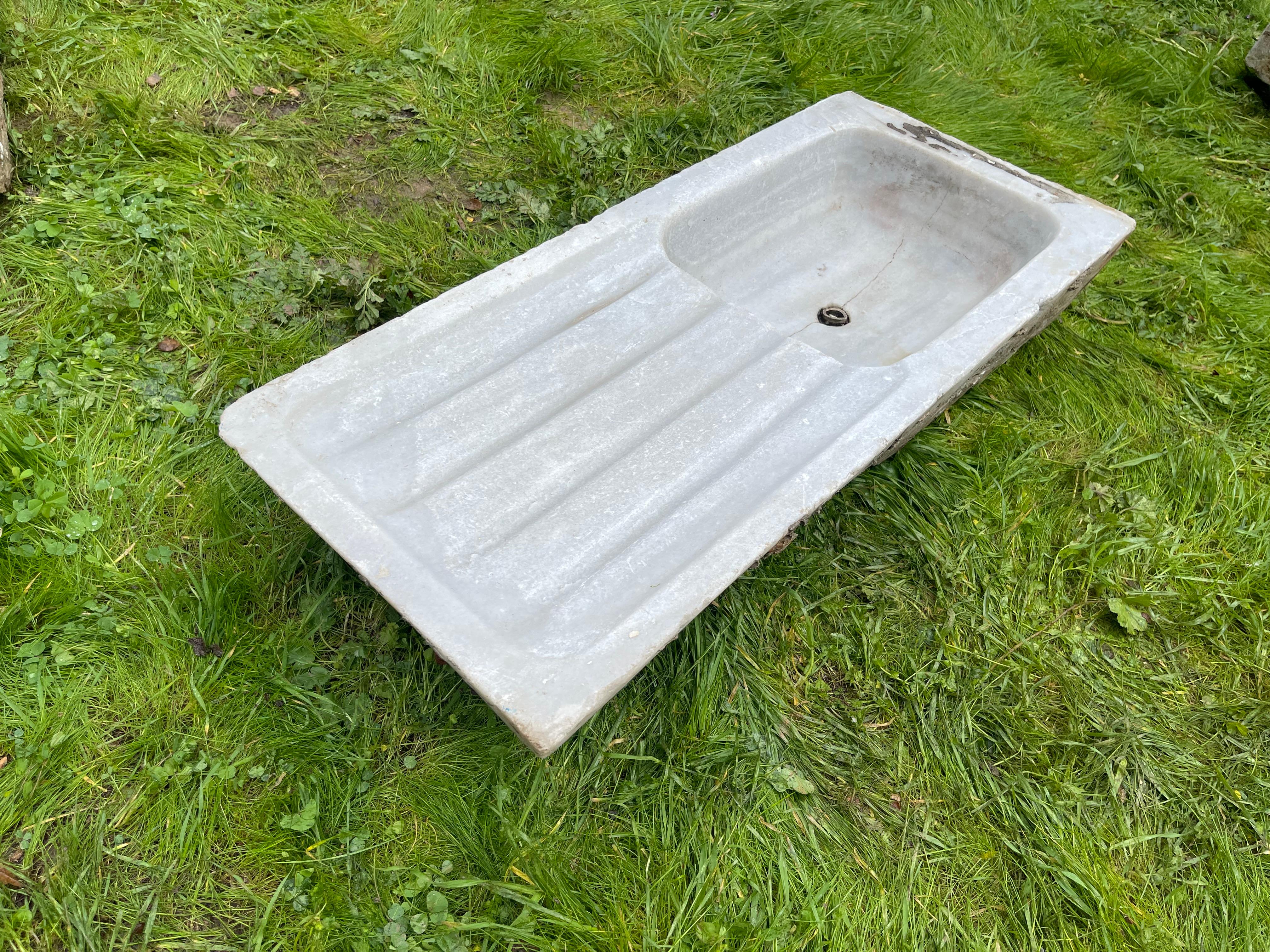 Turc Mermer Lavabo (Lavabo en marbre) en vente