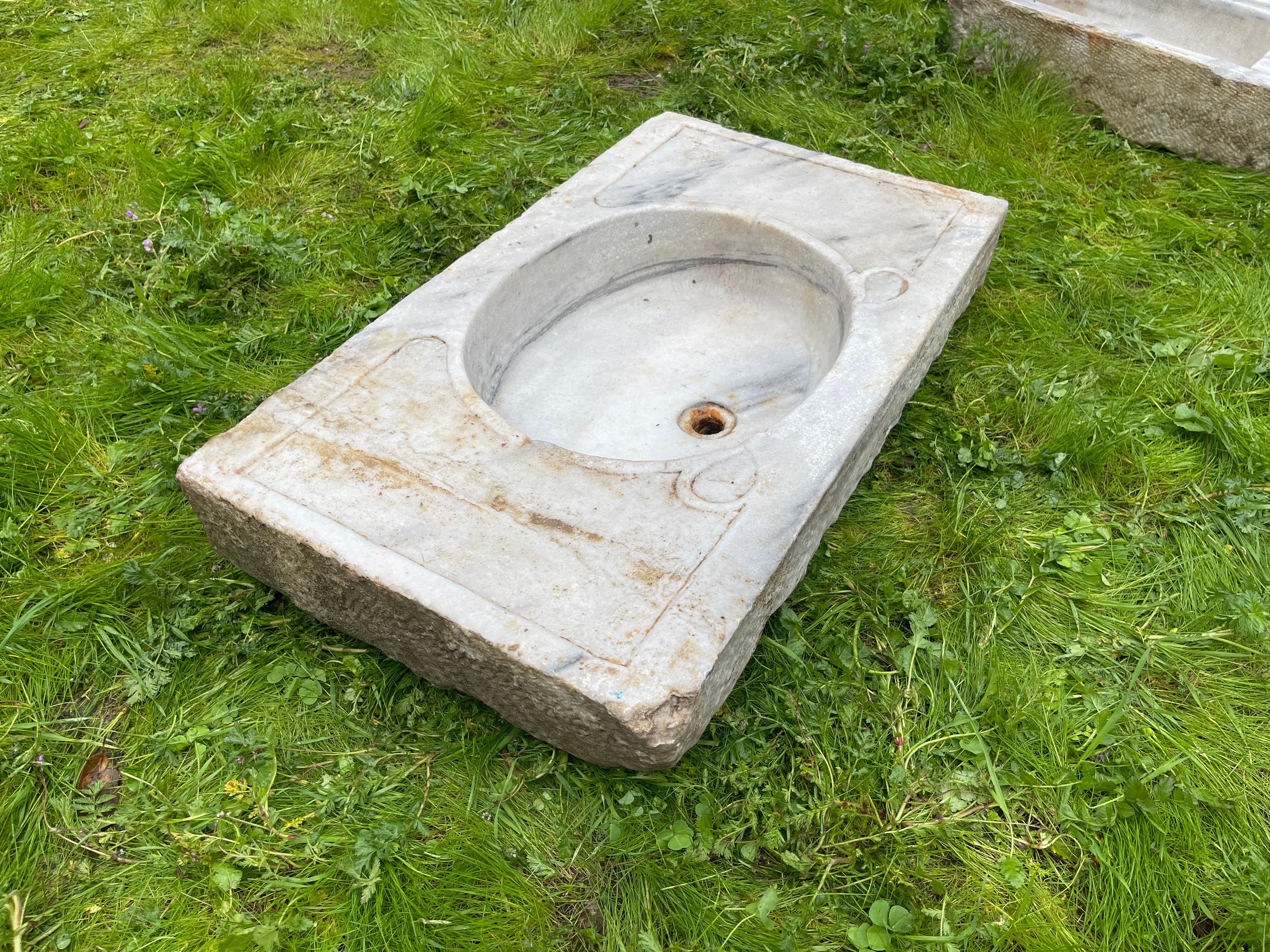 Mermer Lavabo (Lavabo en marbre) Bon état - En vente à Ojai, US
