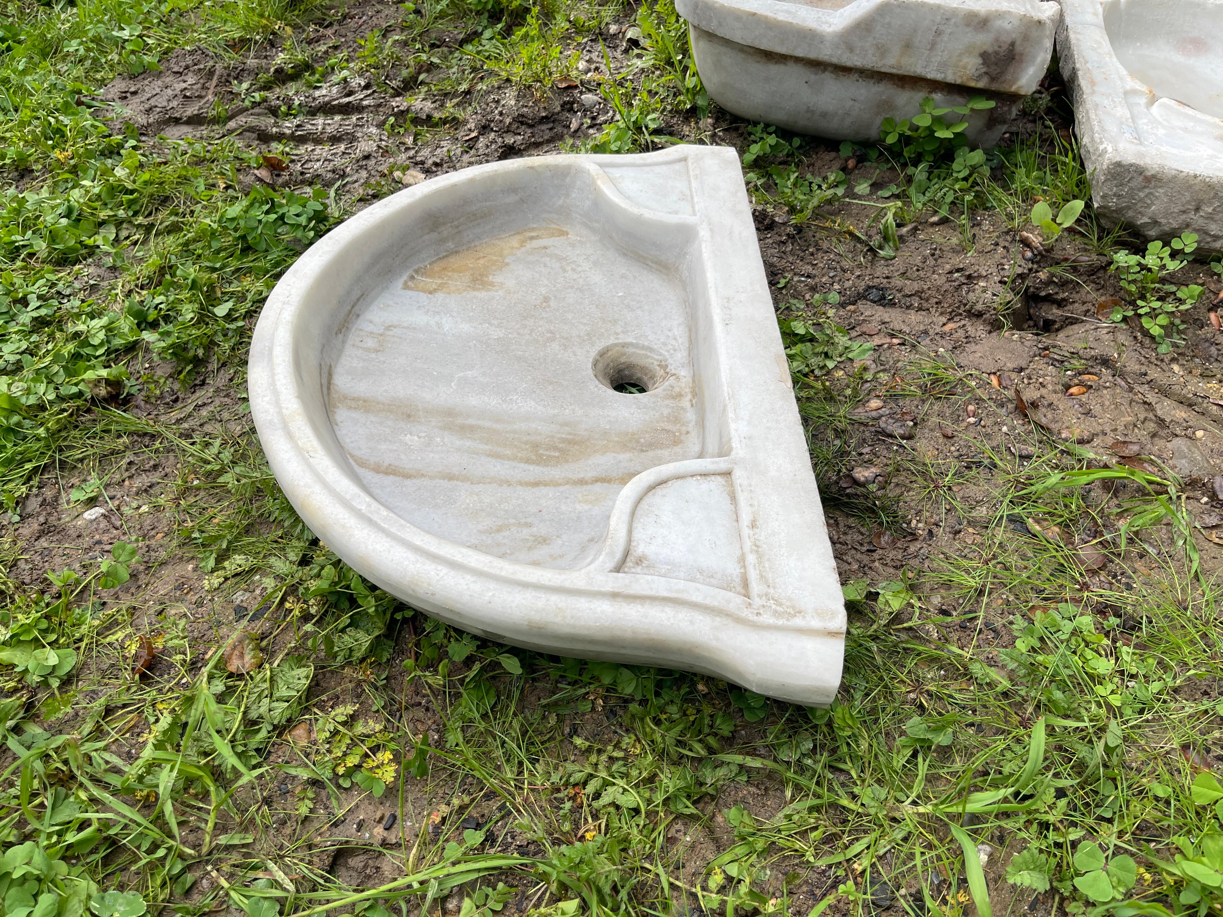 Mermer Lavabo (Lavabo en marbre) Bon état - En vente à Ojai, US
