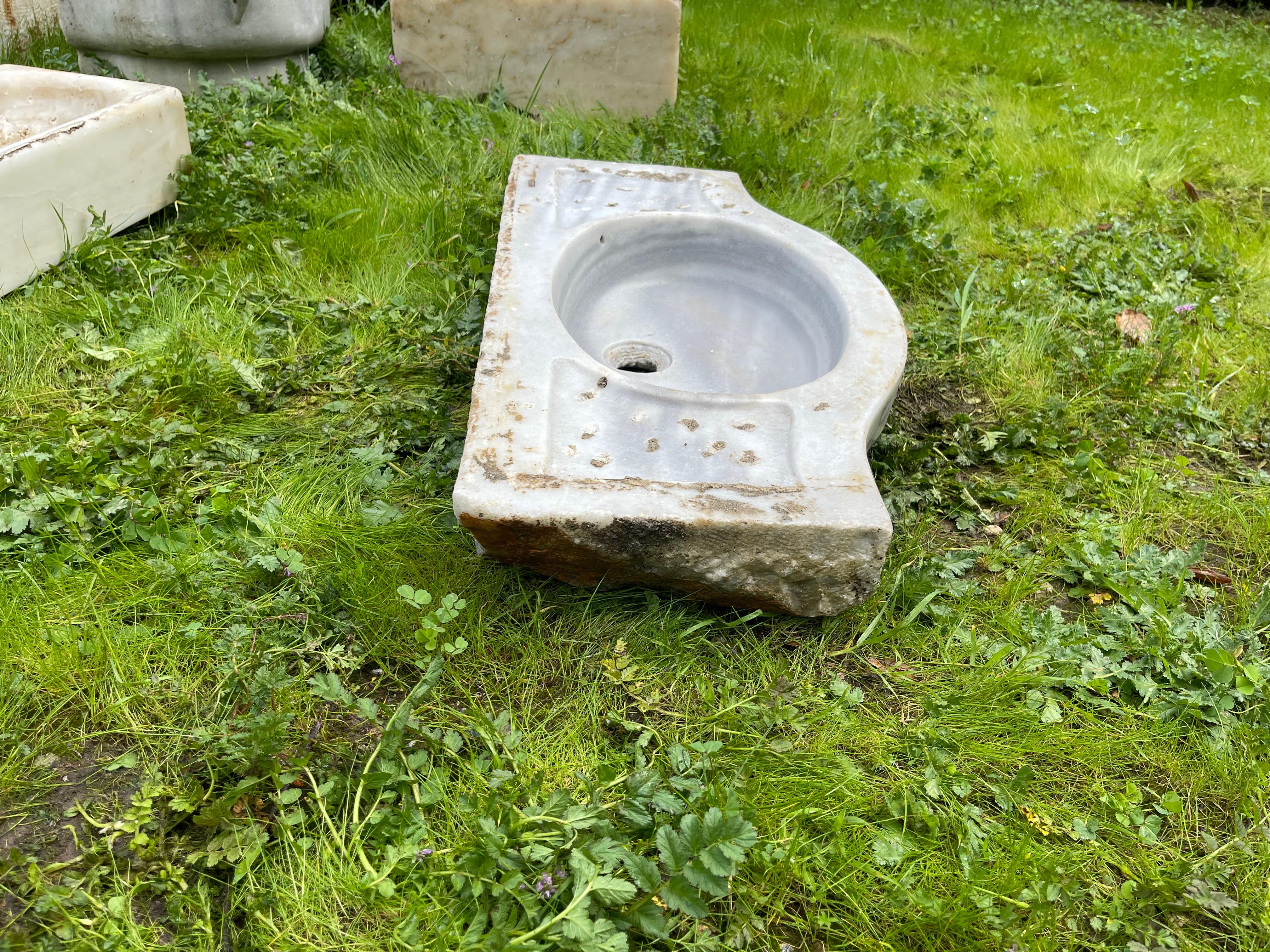 Marbre Mermer Lavabo (Lavabo en marbre) en vente