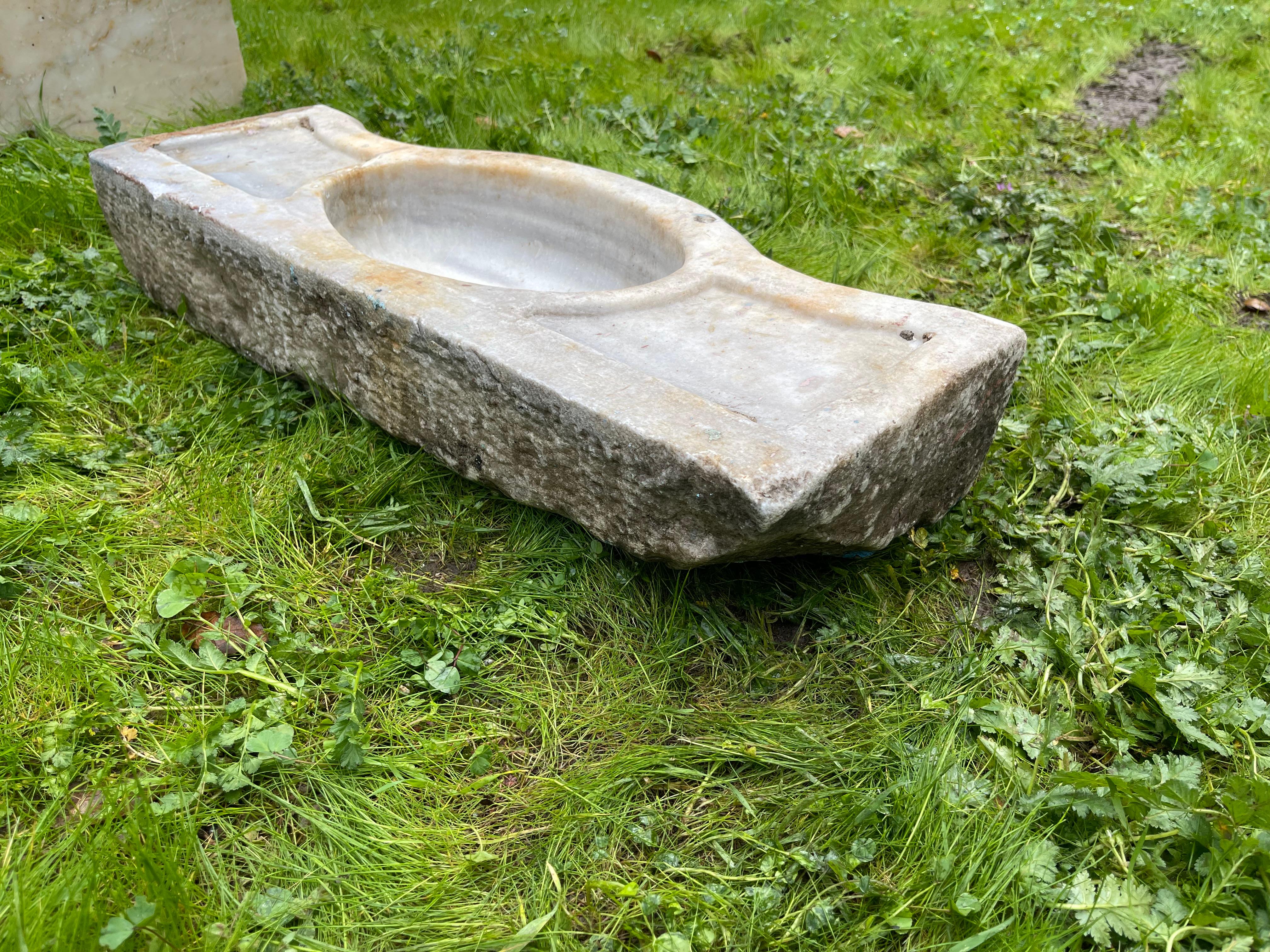 Mermer Lavabo (Lavabo en marbre) en vente 1