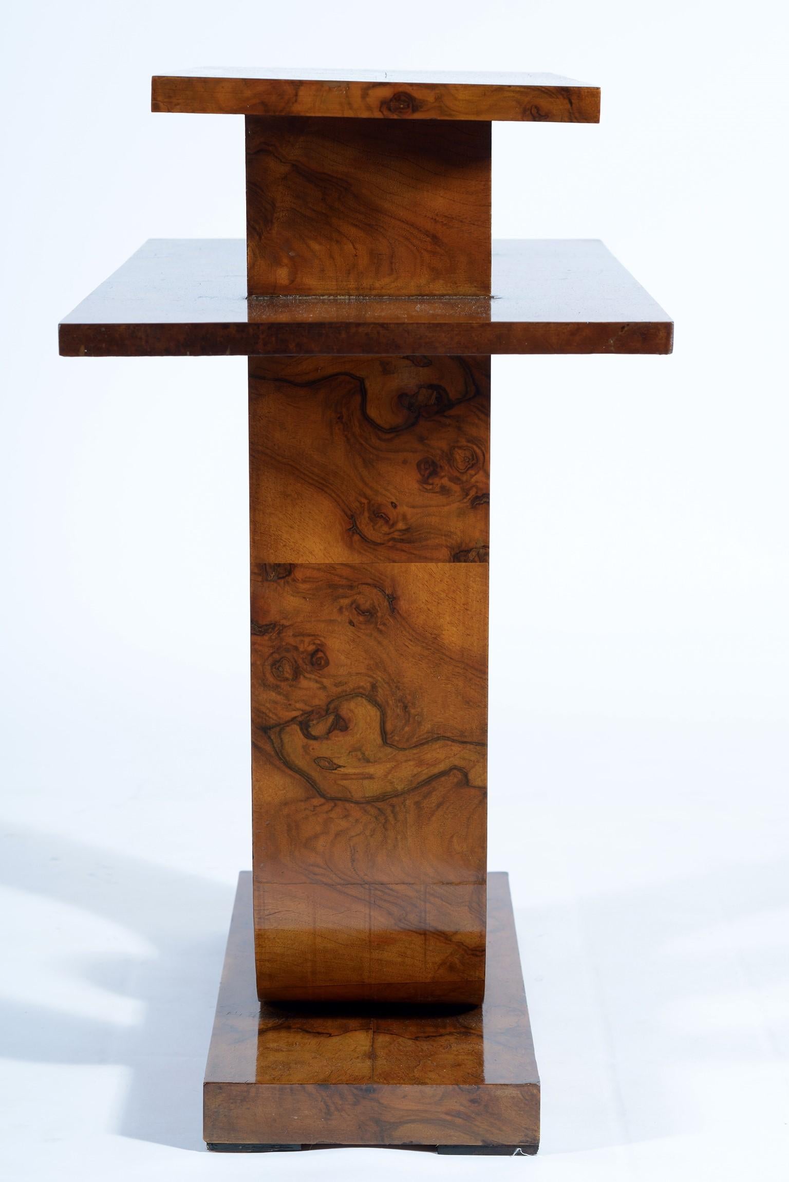 Meroni e Fossati Art Deco Italian Double Shelve Walnut Burl Side Table, 1930 7