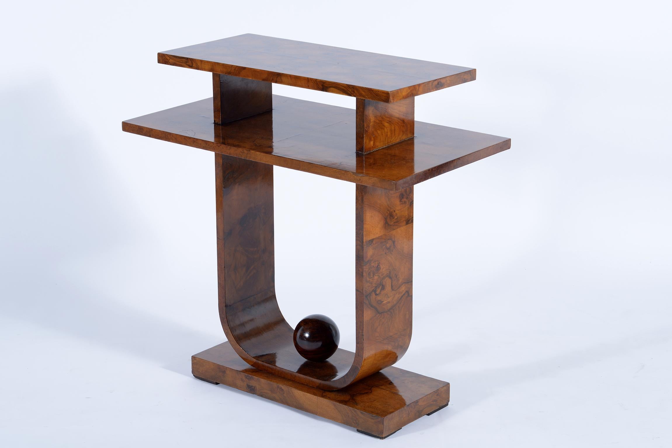 Meroni e Fossati Art Deco Italian Double Shelve Walnut Burl Side Table, 1930 In Excellent Condition In Firenze, Toscana