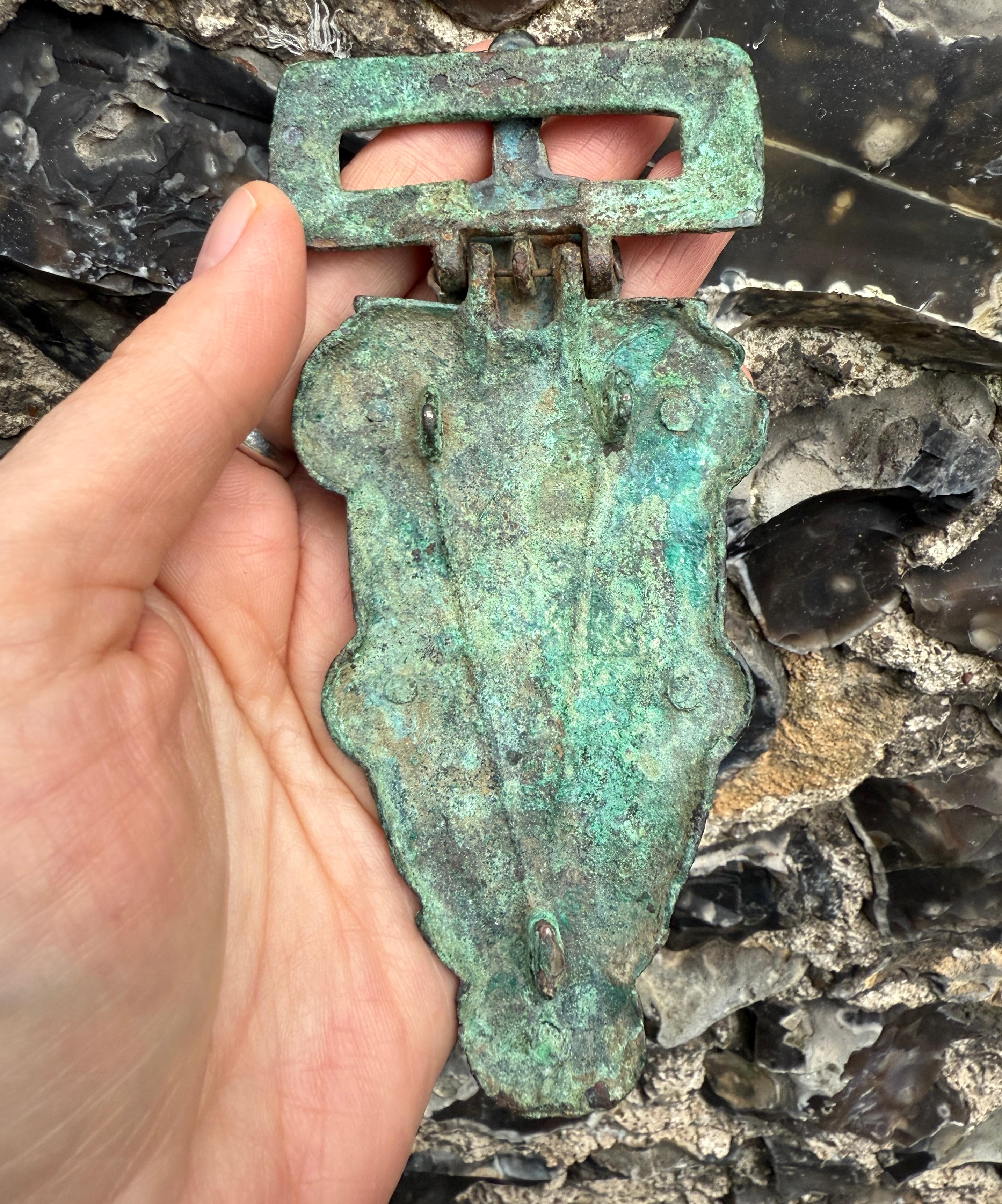 Merovingian Buckle and Trapezoidal Plate. Northern Gaul, circa 600–630 AD. In Fair Condition For Sale In London, GB