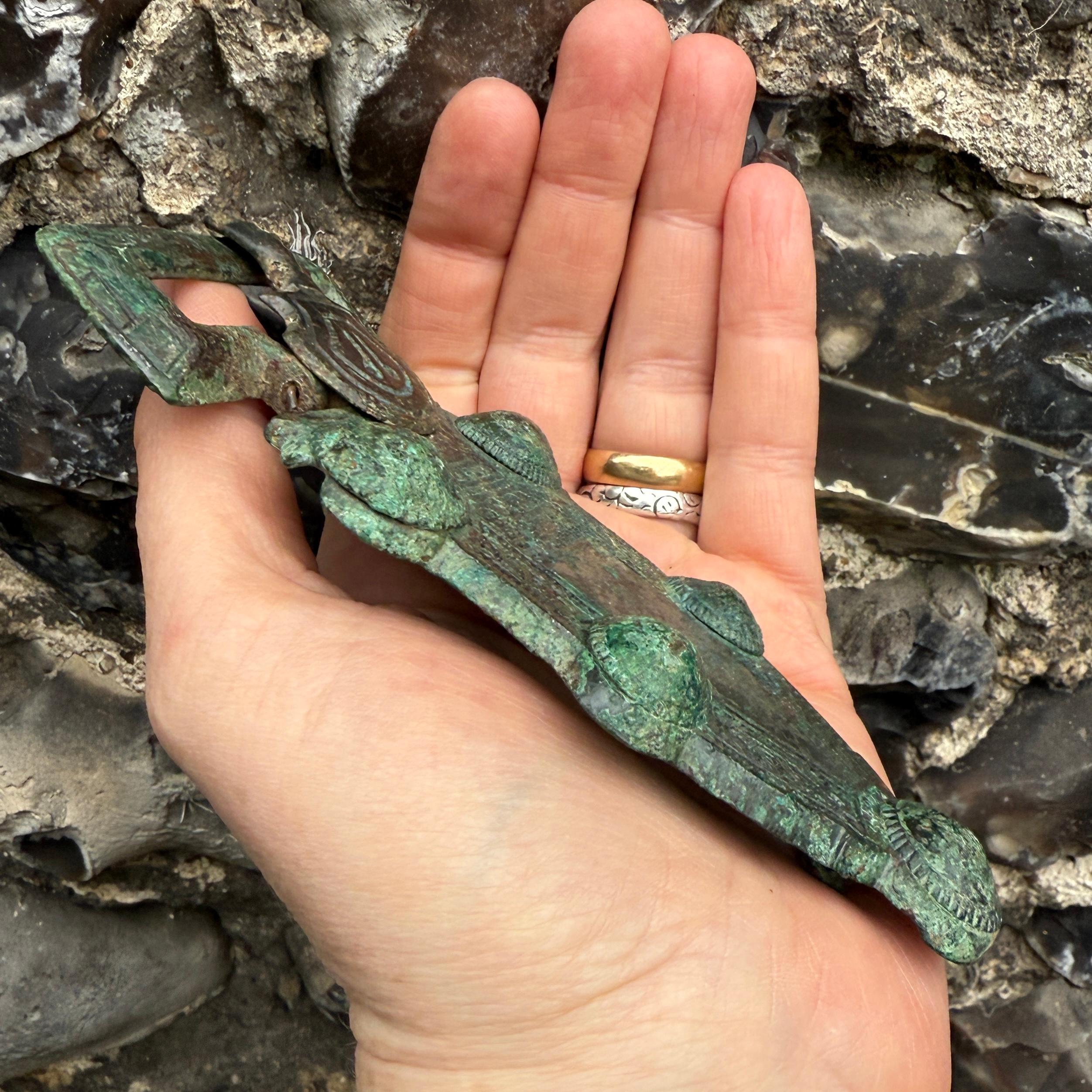 Women's or Men's Merovingian Buckle and Trapezoidal Plate. Northern Gaul, circa 600–630 AD. For Sale