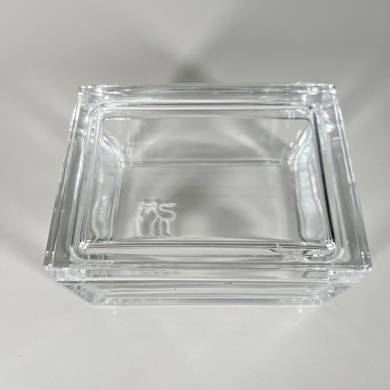 Merrill Lynch Glass Trinket Box 2