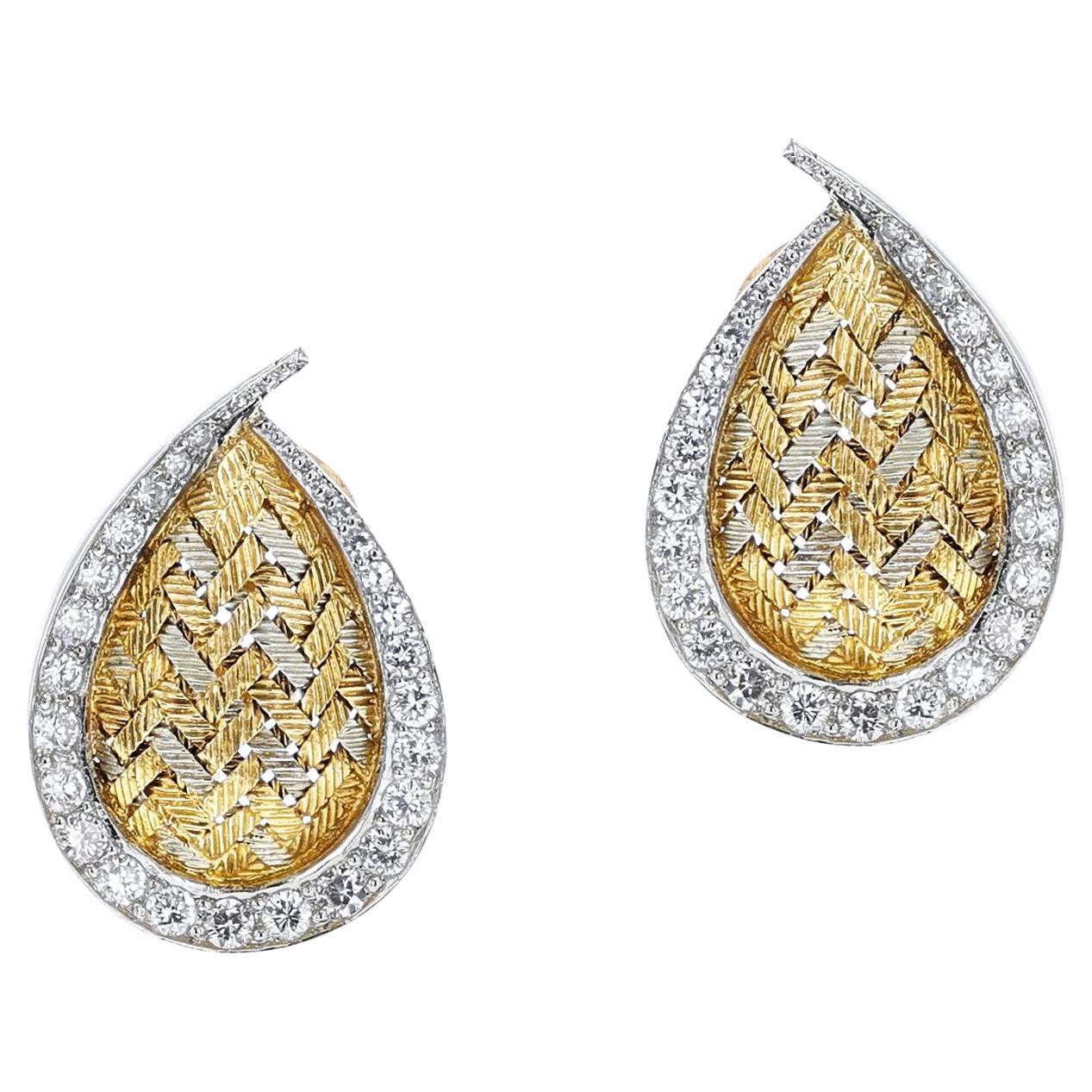 Merrin France, boucles d'oreilles feuille en or texturé et diamants, 18 carats