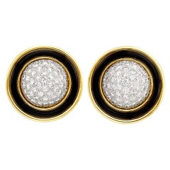 Boucles d'oreilles en or, platine et diamant émaillé de Merrin