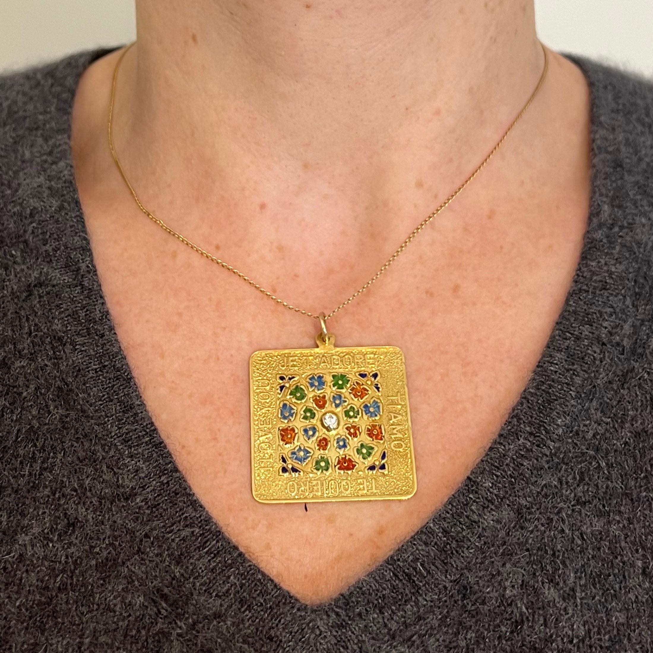 Merrin I Love You Diamond Enamel Flowers 18K Yellow Gold Love Charm Pendant In Good Condition For Sale In London, GB