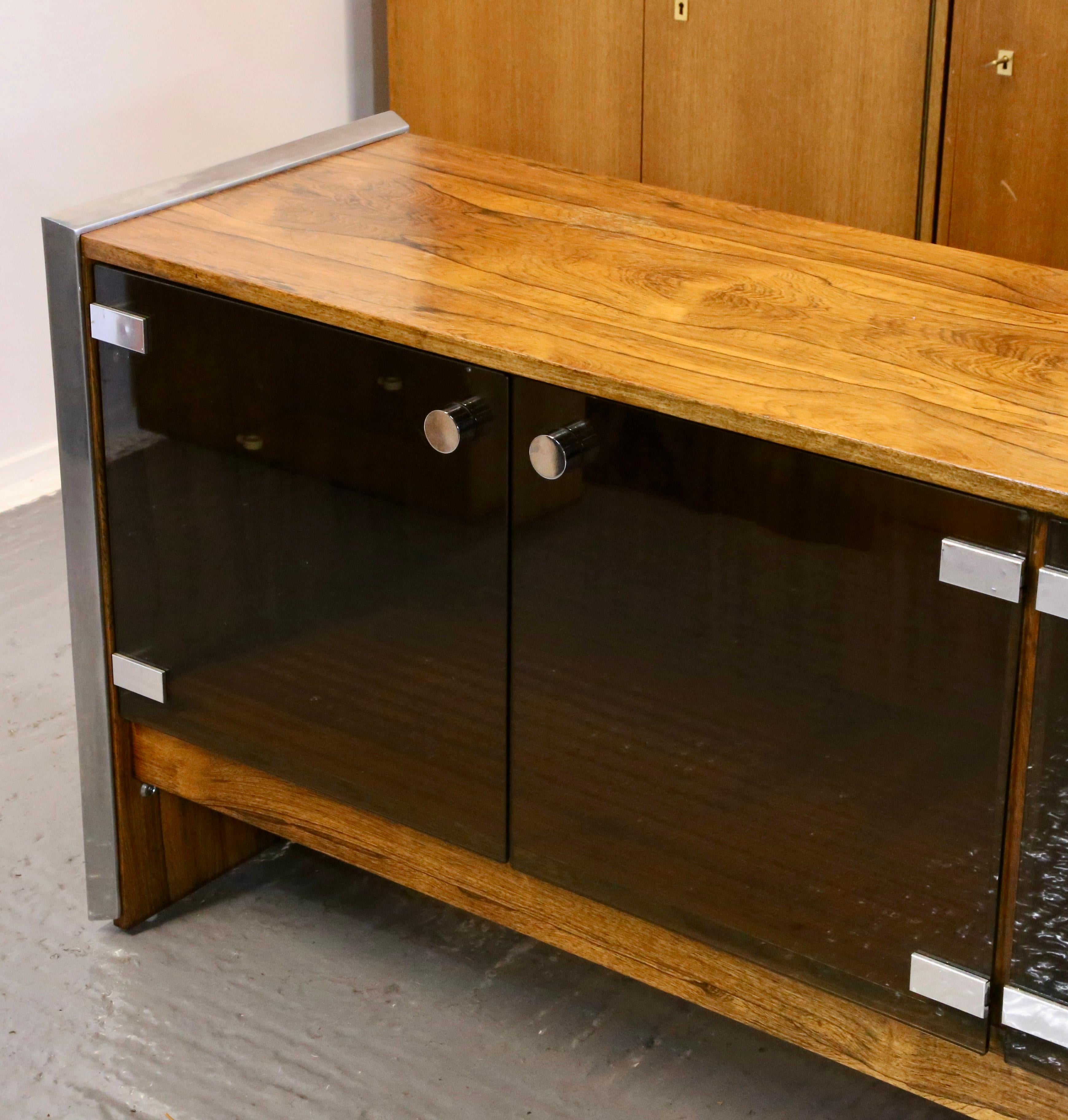 Merrow Associates - Richard Young, Fine Rosewood Chrome & Smoked Glass Sideboard For Sale 1