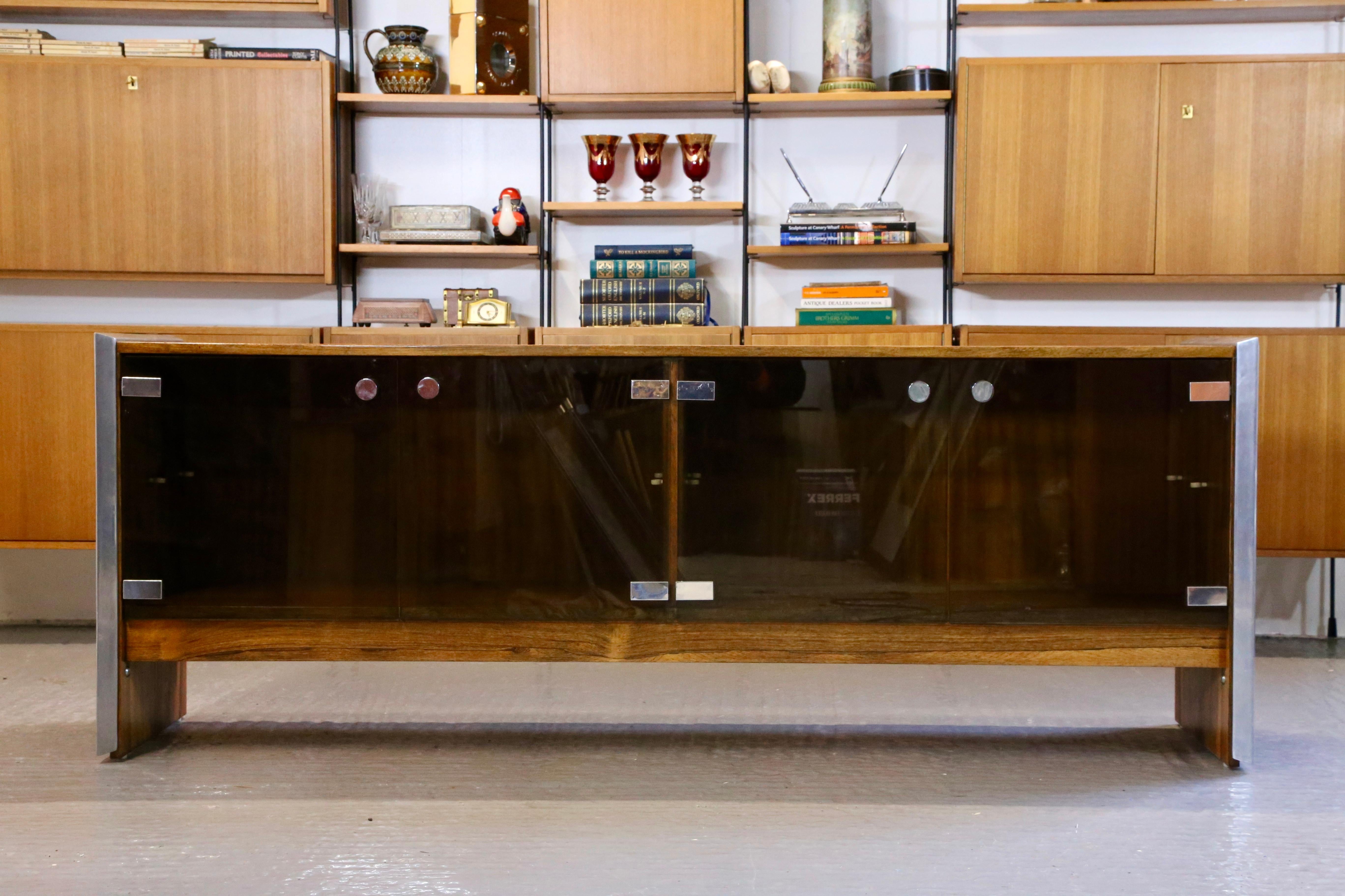Merrow Associates - Richard Young, Fine Rosewood Chrome & Smoked Glass Sideboard For Sale 2