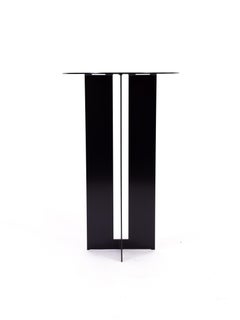 Mers Cafe Table in Black Aluminum