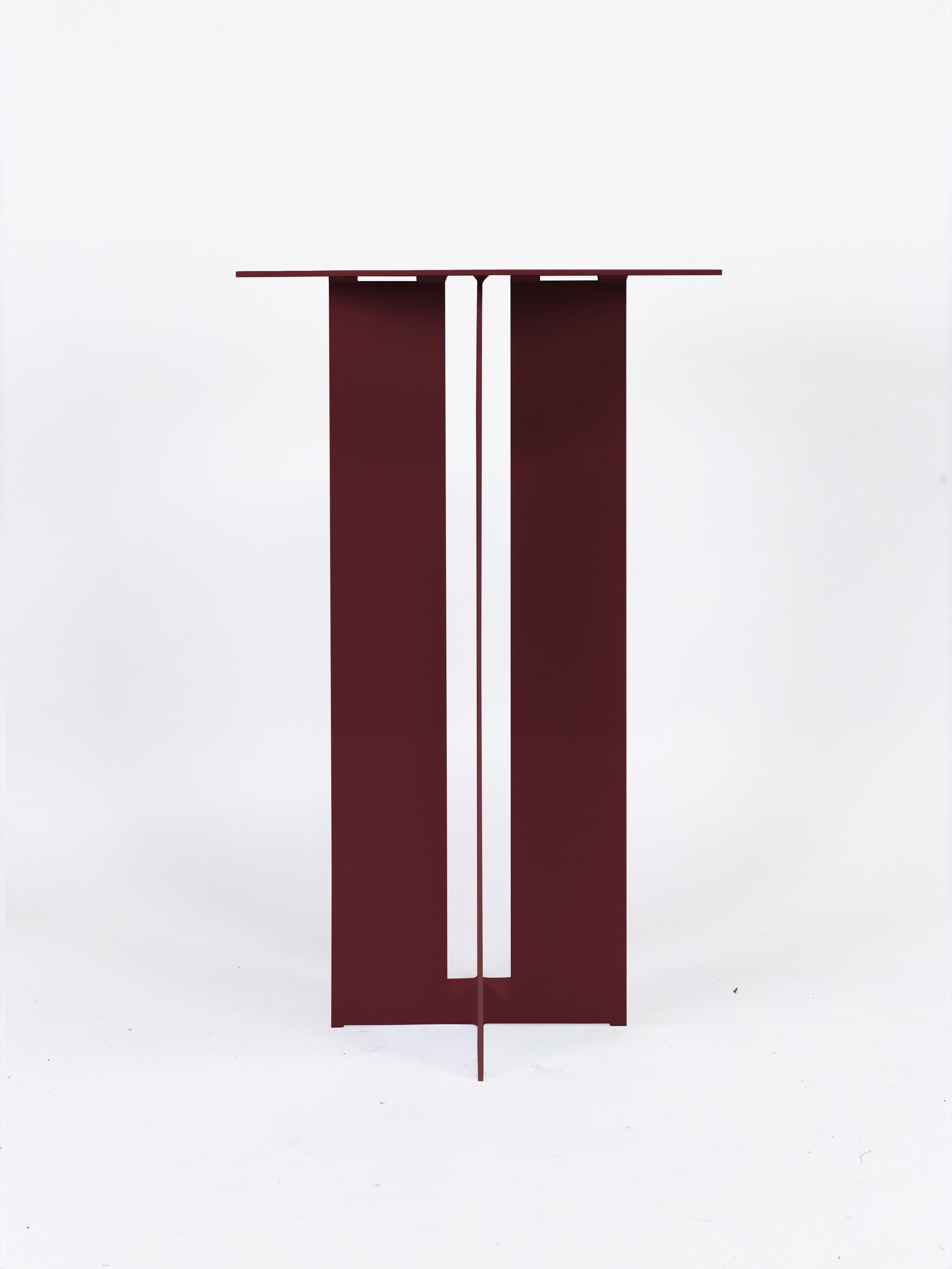 The Mers café table is fabricated from solid aluminum and is suitable for use indoors and out. Form is inspired by the simple utilitarianism of West Coast aluminum fishing boats.

Shown in aluminum with Burgundy painted finish.
Custom sizing and