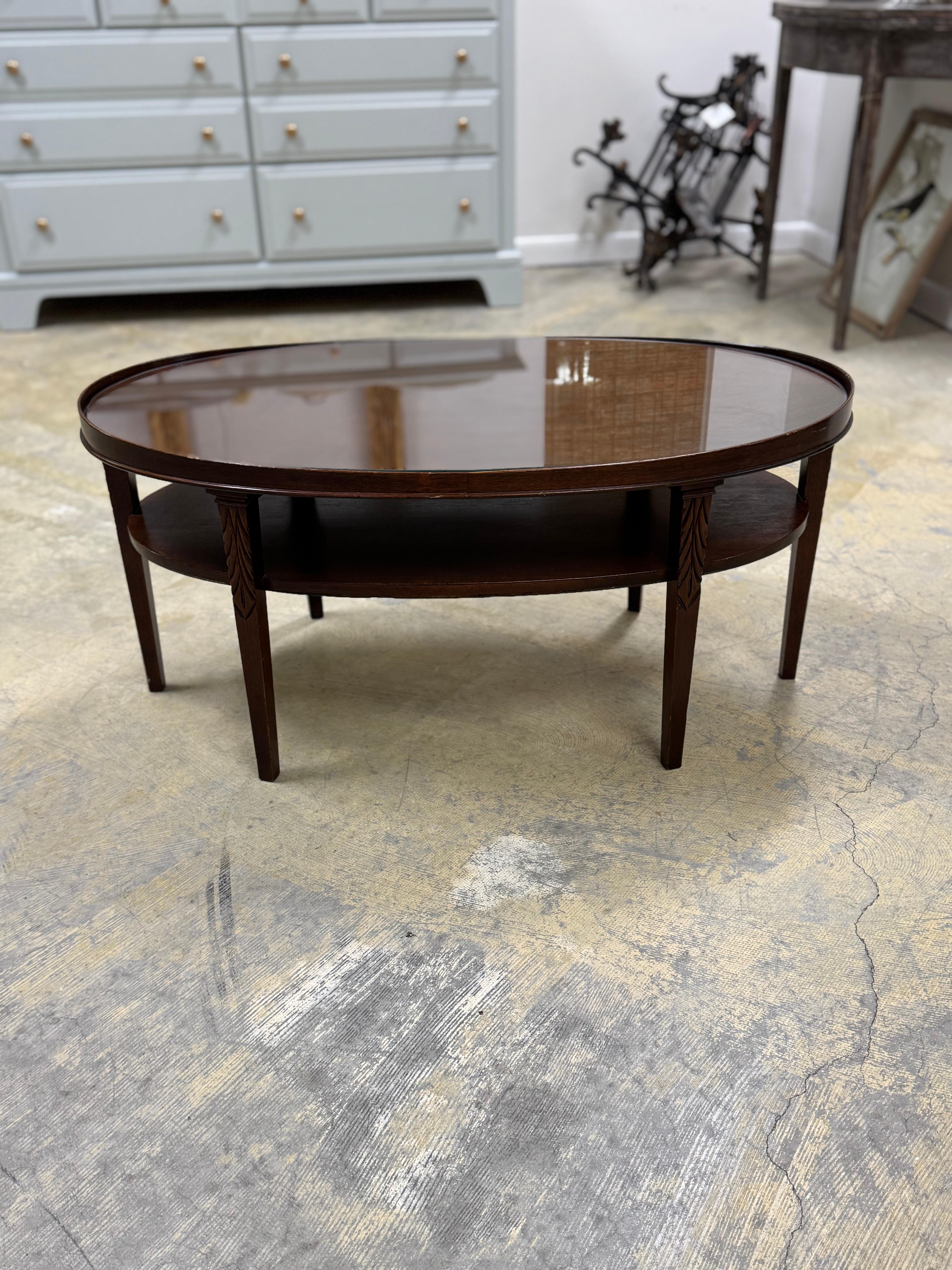 Bois Mersman des années 1920  table basse en vente
