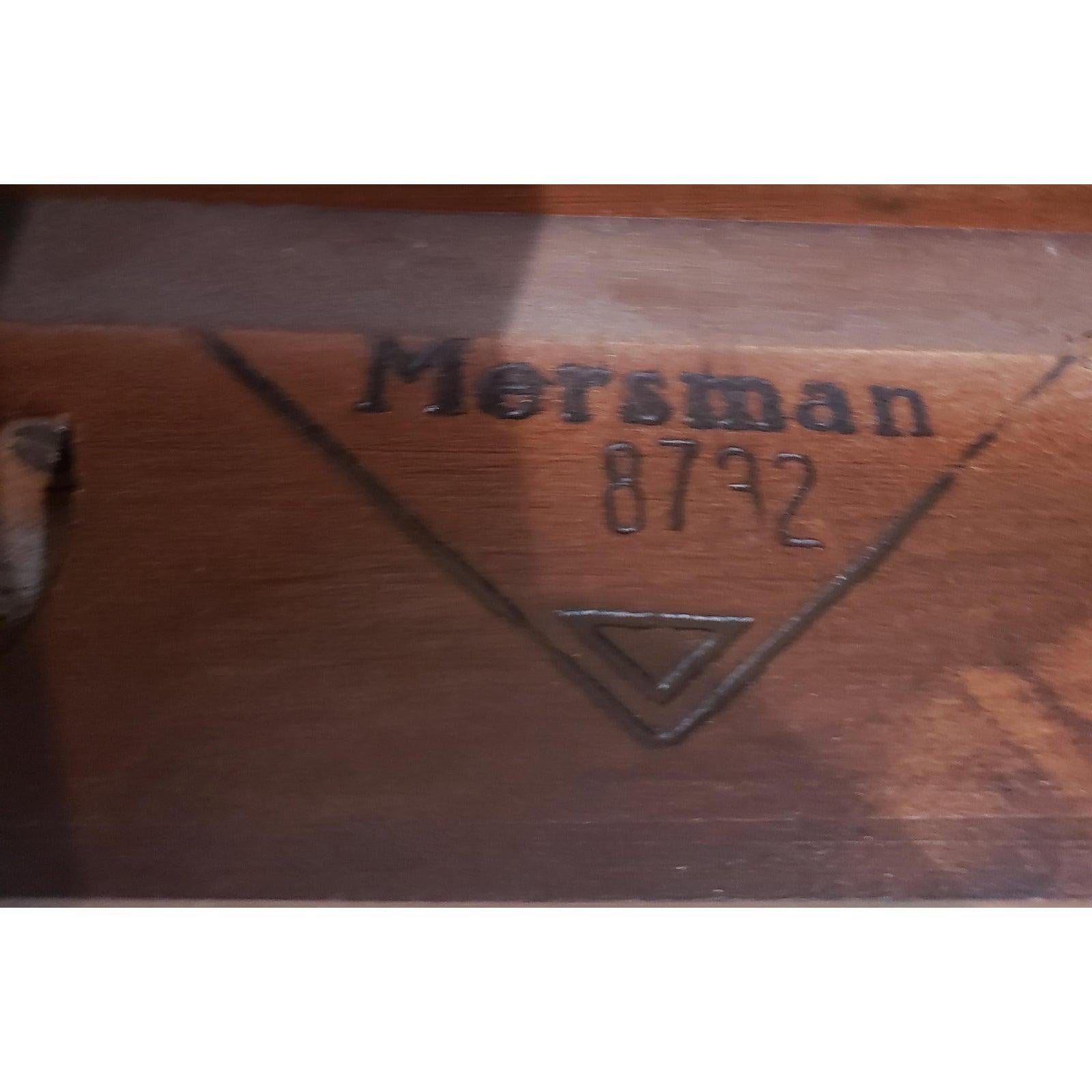 Paire de tables Mersman en acajou à deux niveaux avec inserts en cuir, vers les années 1960 en vente 5