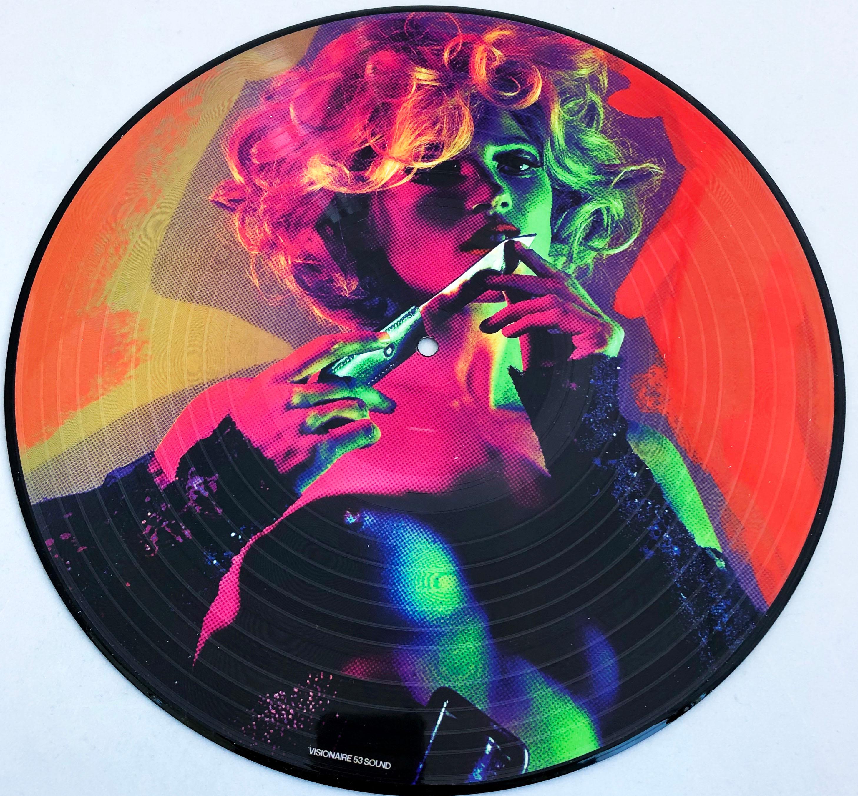 Kate Moss Vinyl Record Art Mert Alas et Marcus Piggott (Mert and Marcus)  - Pop Art Mixed Media Art par Mert Alas and Marcus Pigott 
