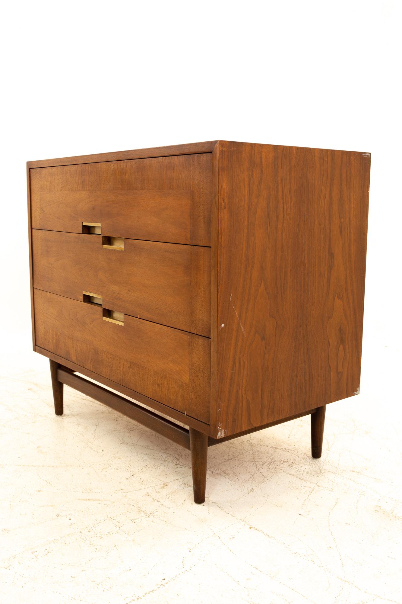 Late 20th Century Merton Gershun for America of Martinsville Midcentury 3 Drawer Dresser Chest