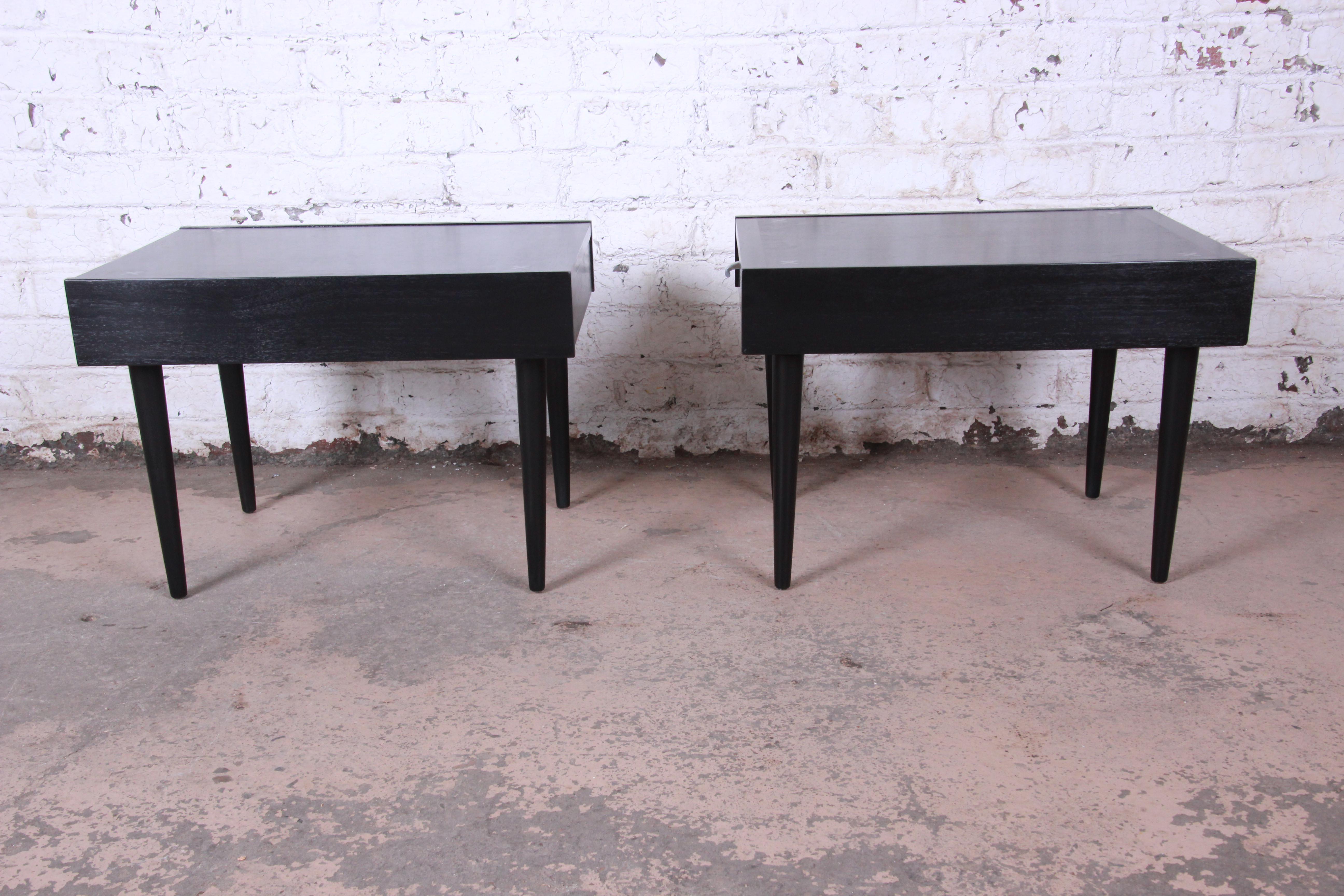 Merton Gershun for American of Martinsville Ebonized End Tables or Nightstands  4