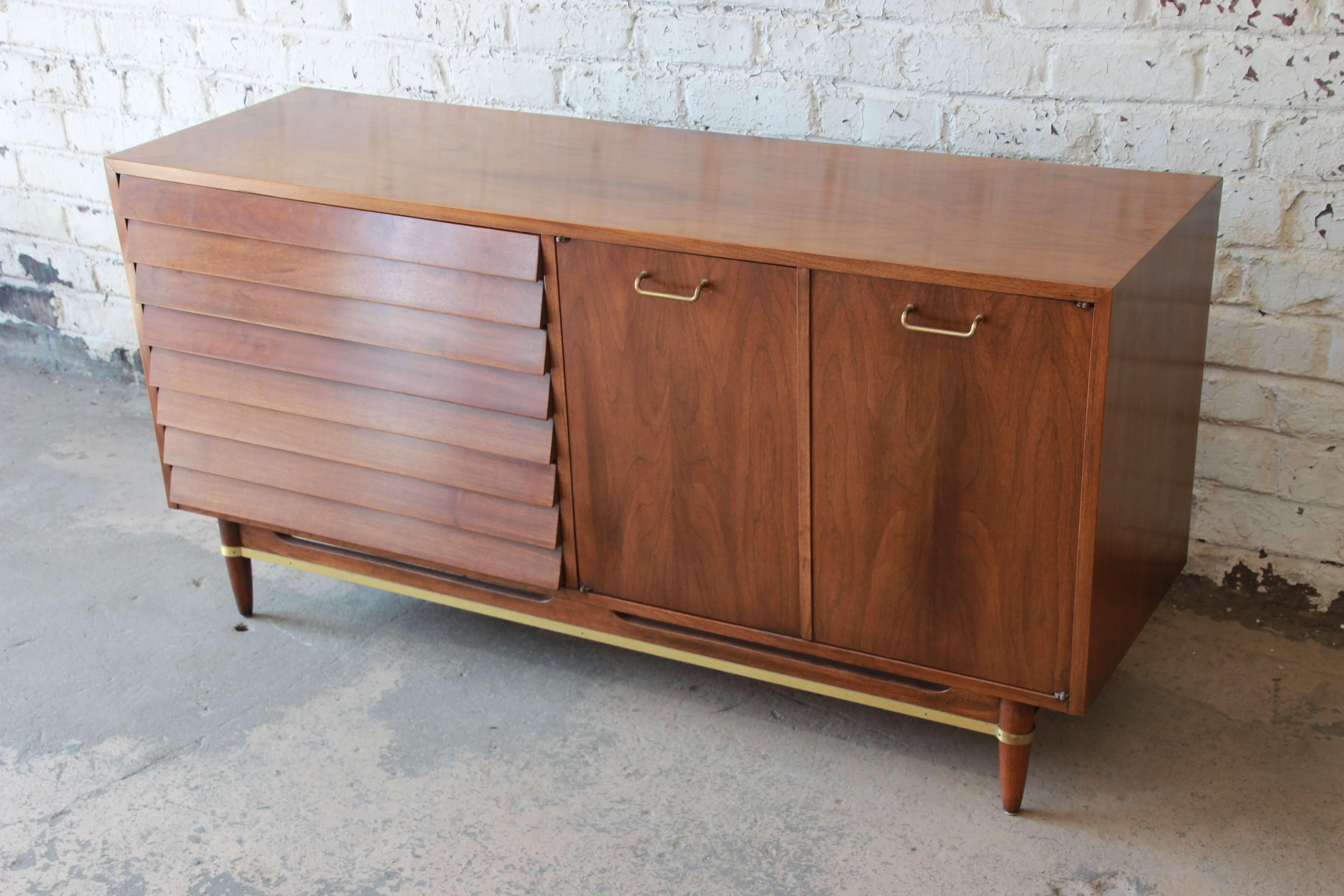 Mid-Century Modern Merton Gershun for American of Martinsville Louvered Front Sideboard Credenza
