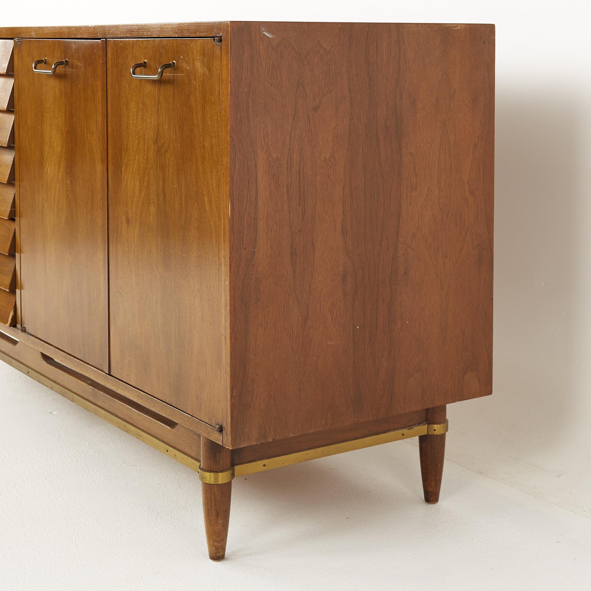 Late 20th Century Merton Gershun for American of Martinsville Mid Century Lowboy Credenza For Sale