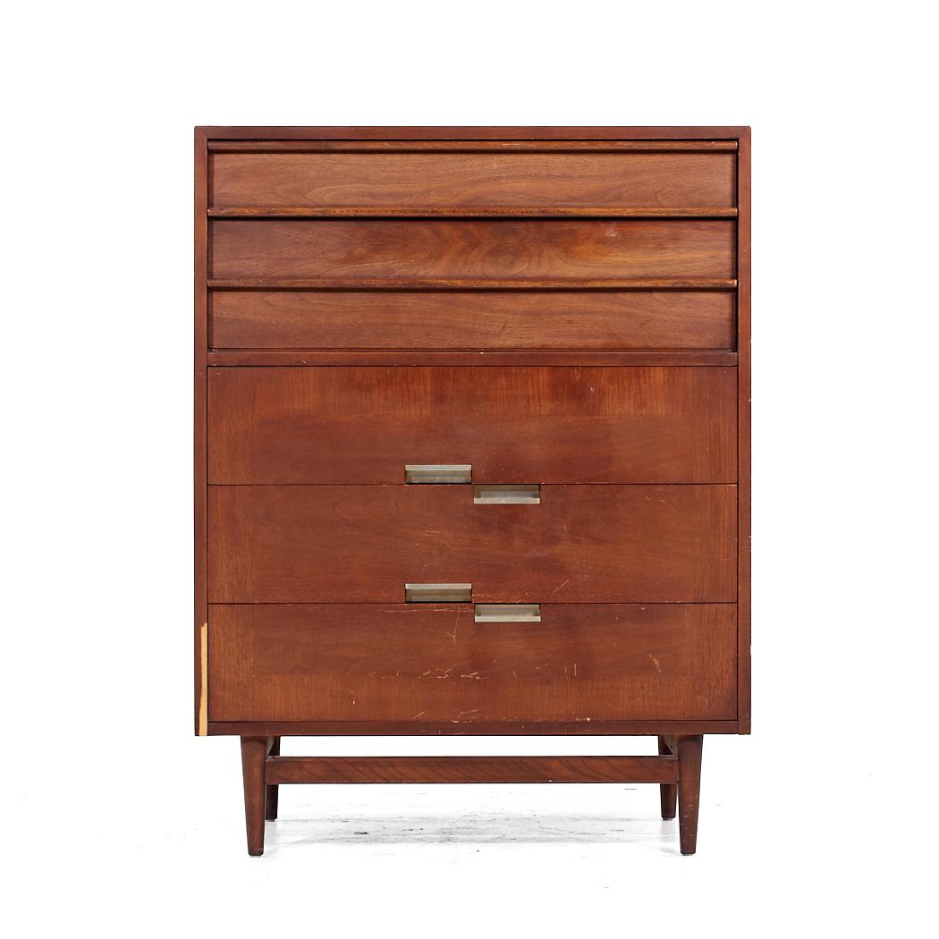 Merton Gershun for American of Martinsville Mid Century Walnut and Brass 5 Drawer Highboy Dresser

This highboy measures: 34 wide x 18.5 deep x 44.75 inches high

All pieces of furniture can be had in what we call restored vintage condition. That