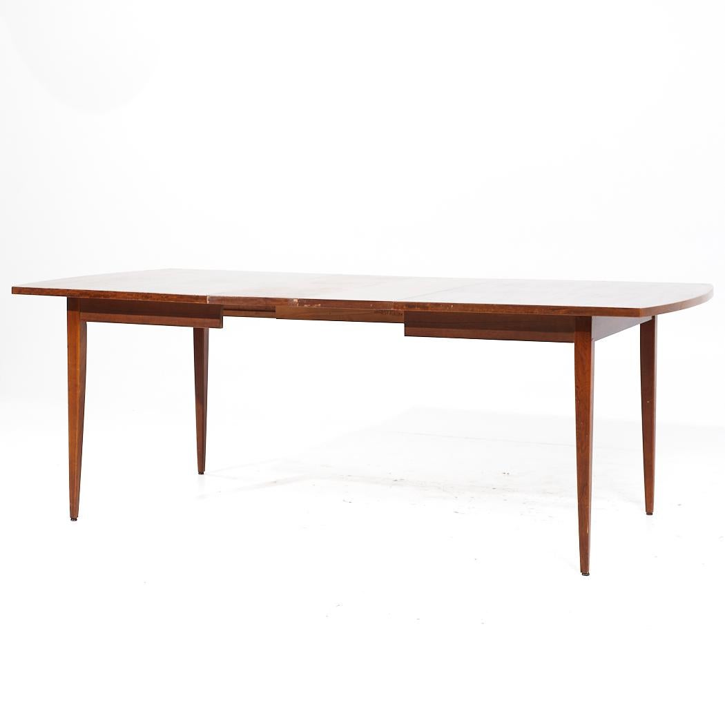 Merton Gershun for American of Martinsville MCM Walnut Expanding Dining Table For Sale 7