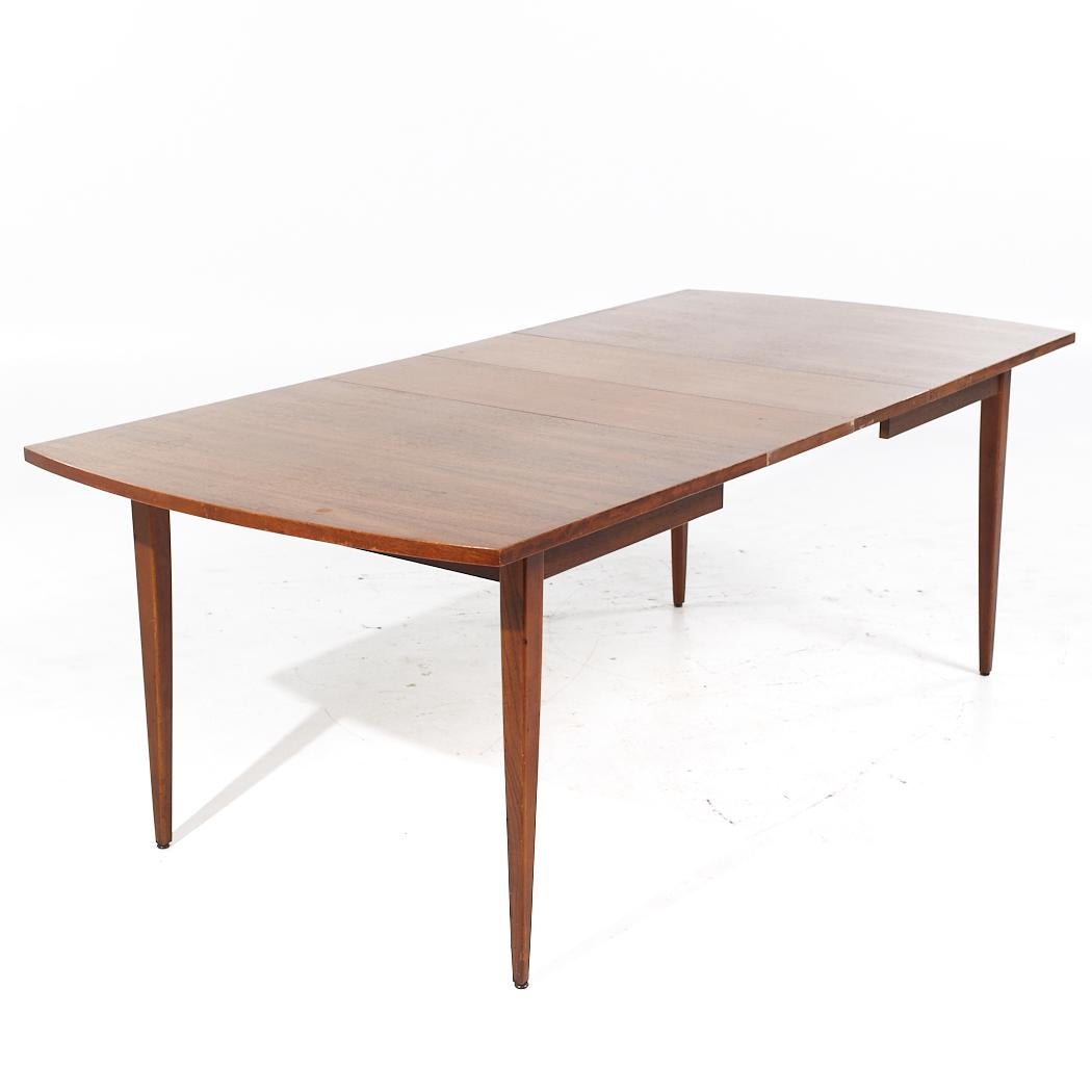 Merton Gershun for American of Martinsville MCM Walnut Expanding Dining Table For Sale 8