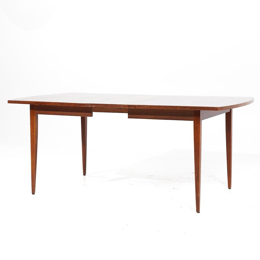 Merton Gershun for American of Martinsville MCM Walnut Expanding Dining Table For Sale 4