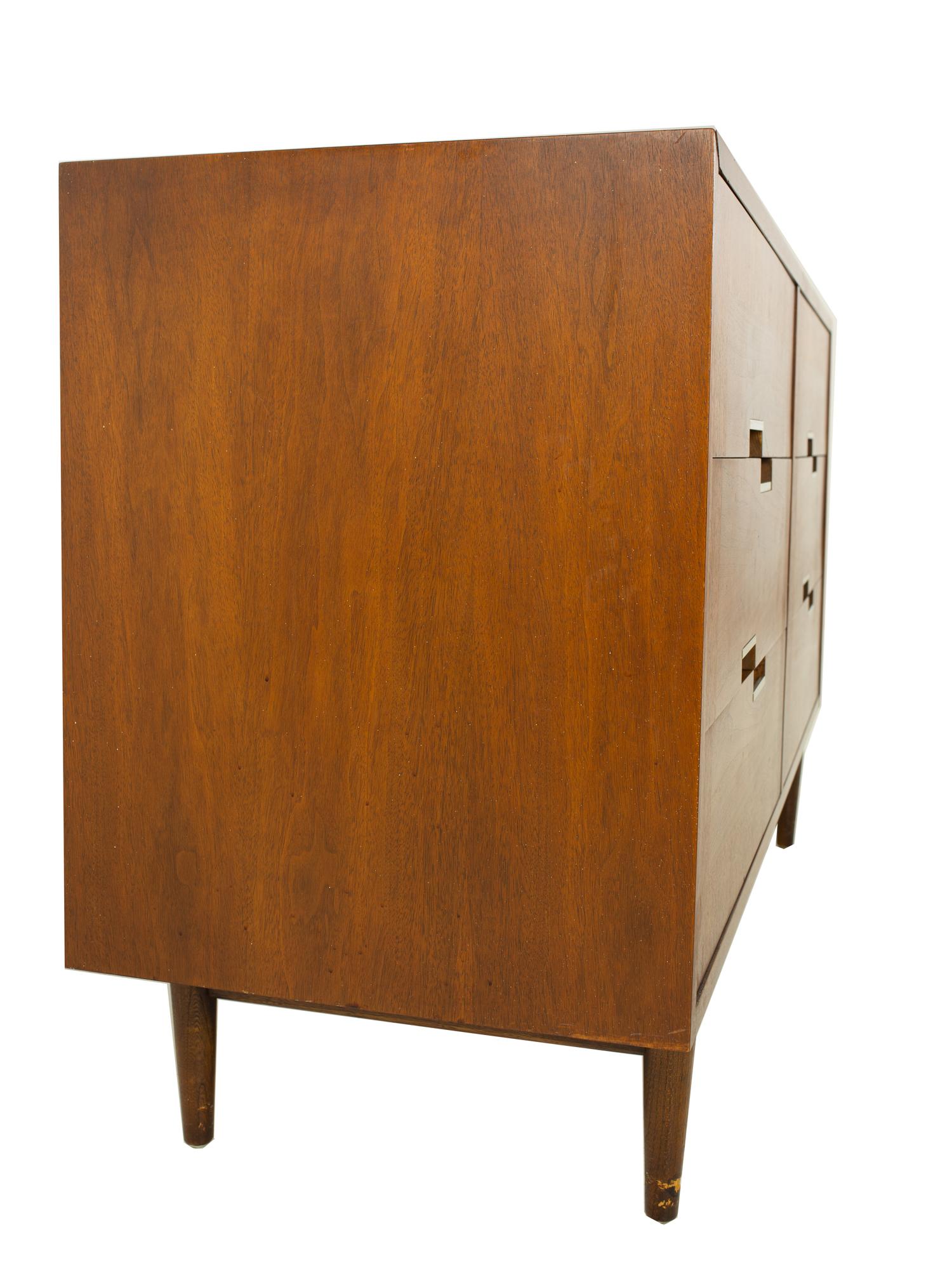 Mid-Century Modern Merton Gershun for American of Martinsville Mid Century 6 Drawer Lowboy Dresser