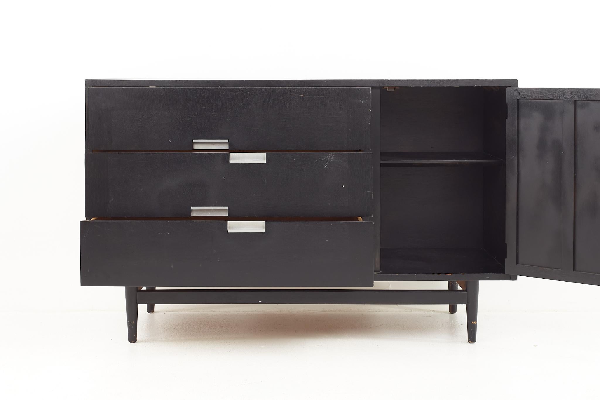 Merton Gershun for American of Martinsville Mid Century Ebonized Credenza In Good Condition For Sale In Countryside, IL