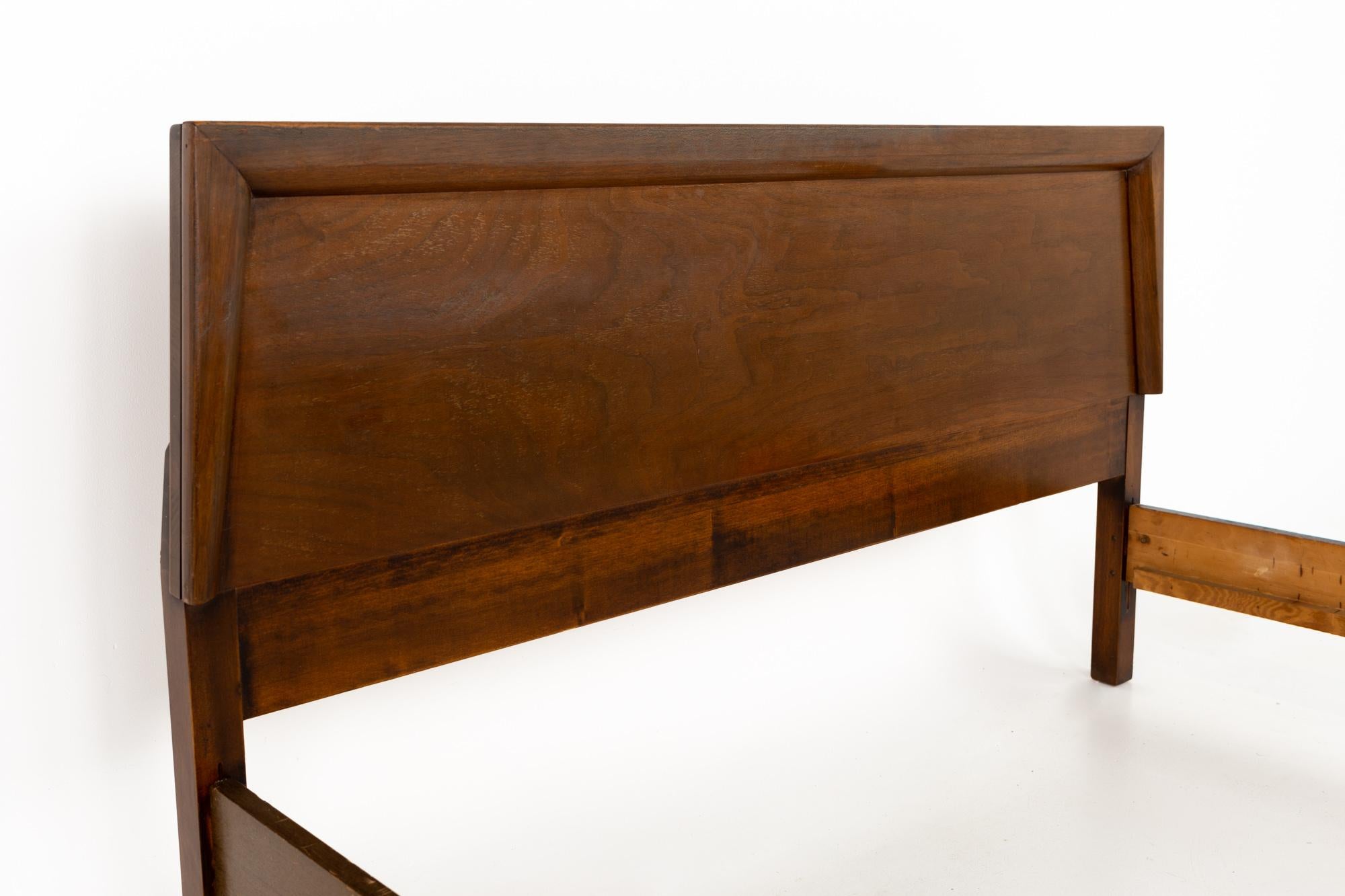 Mid-Century Modern Merton Gershun for American of Martinsville Mid Century Walnut Full Headboard