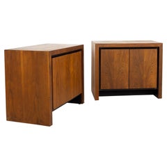 Merton Gershun Dillingham MCM Bookmatched Cabinet End Table Nightstands Pair