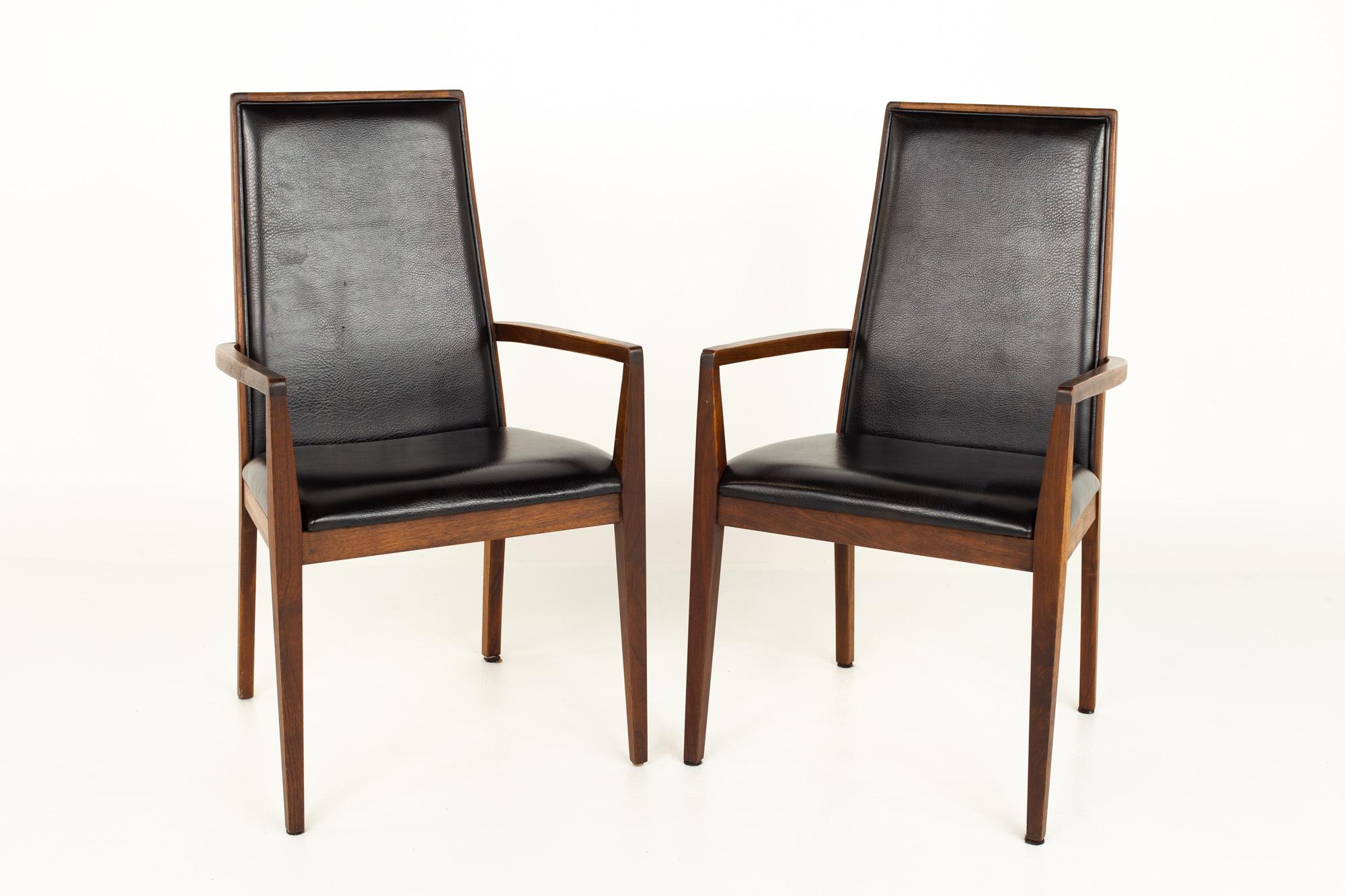 Merton Gershun for Dillingham Mid Century Walnut Dining Chairs, Set of 8 3