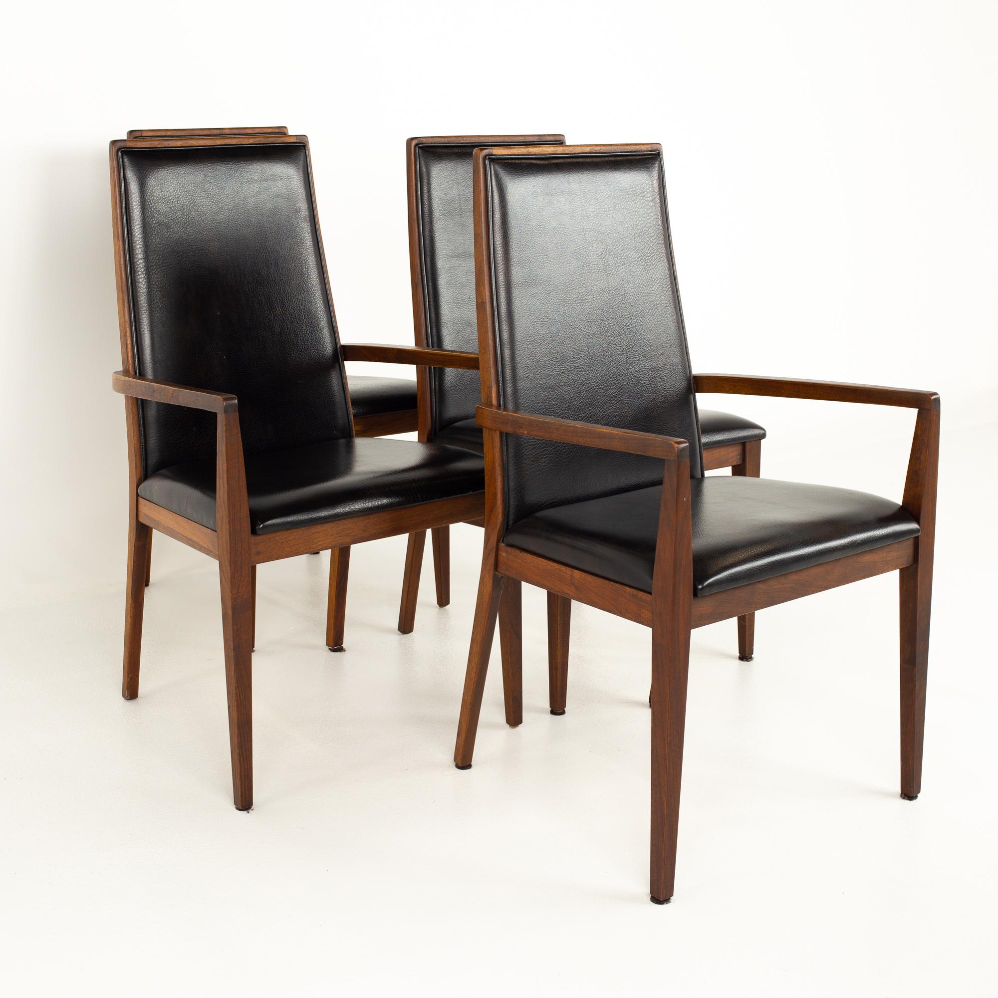 Late 20th Century Merton Gershun for Dillingham Mid Century Walnut Dining Chairs, Set of 8