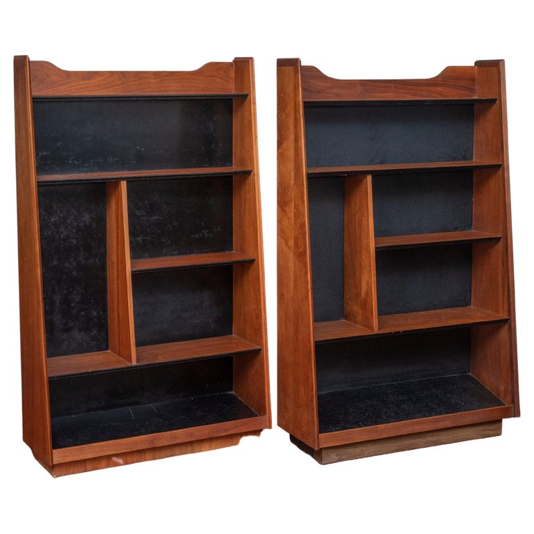 Merton Gershun Midcentury Bookcase for Dillingham For Sale
