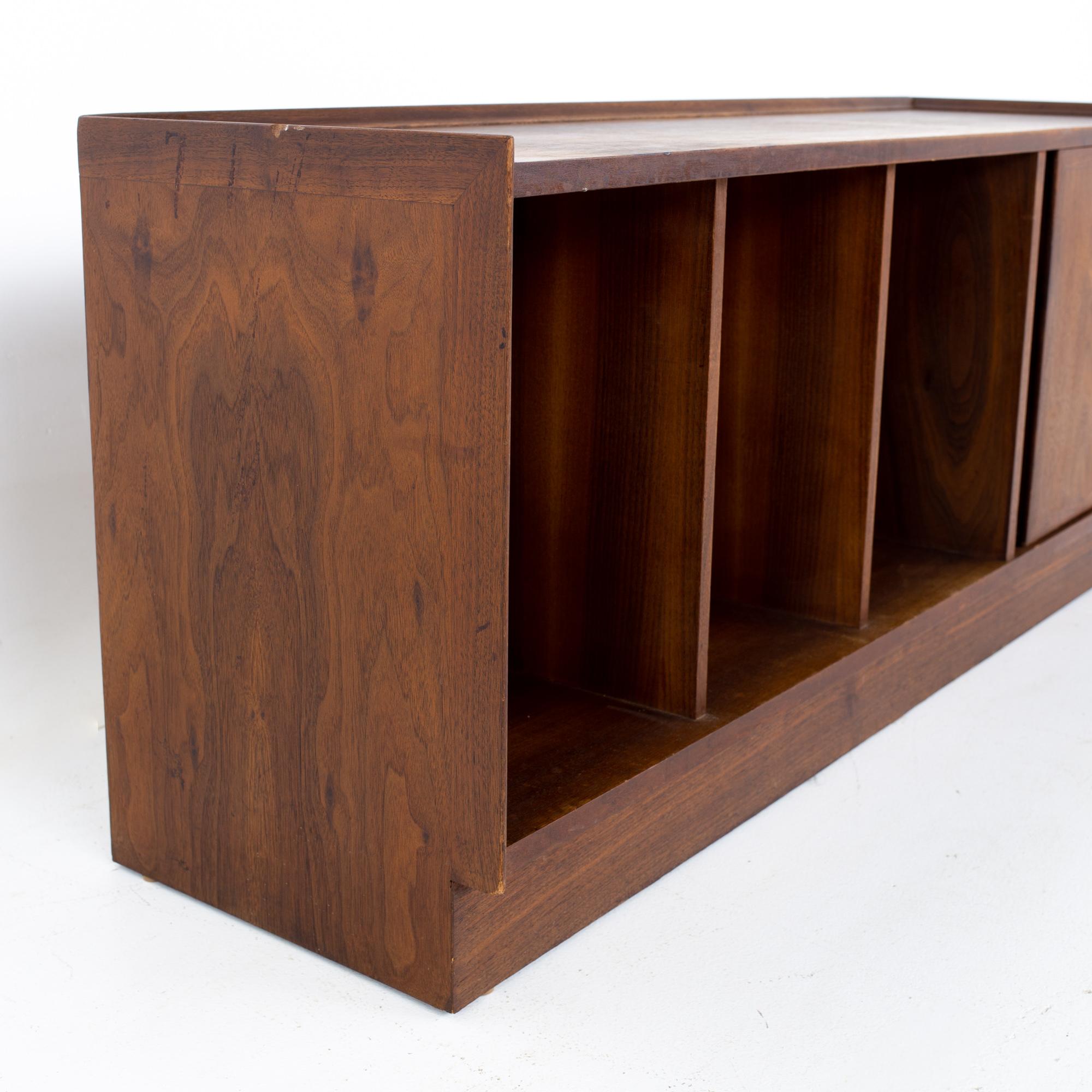 Mid-Century Modern Merton Gurshun Dillingham Esprit Mid Century Record Cabinet Bench