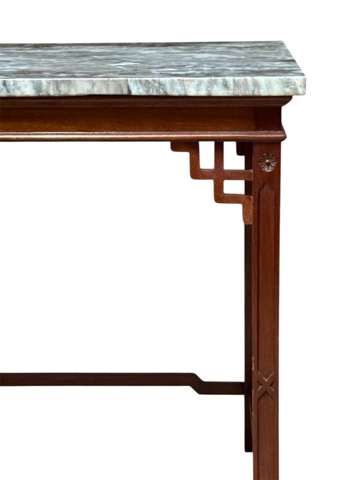 Cineserie Mesa baja auxiliar de estilo chinoiserie in vendita