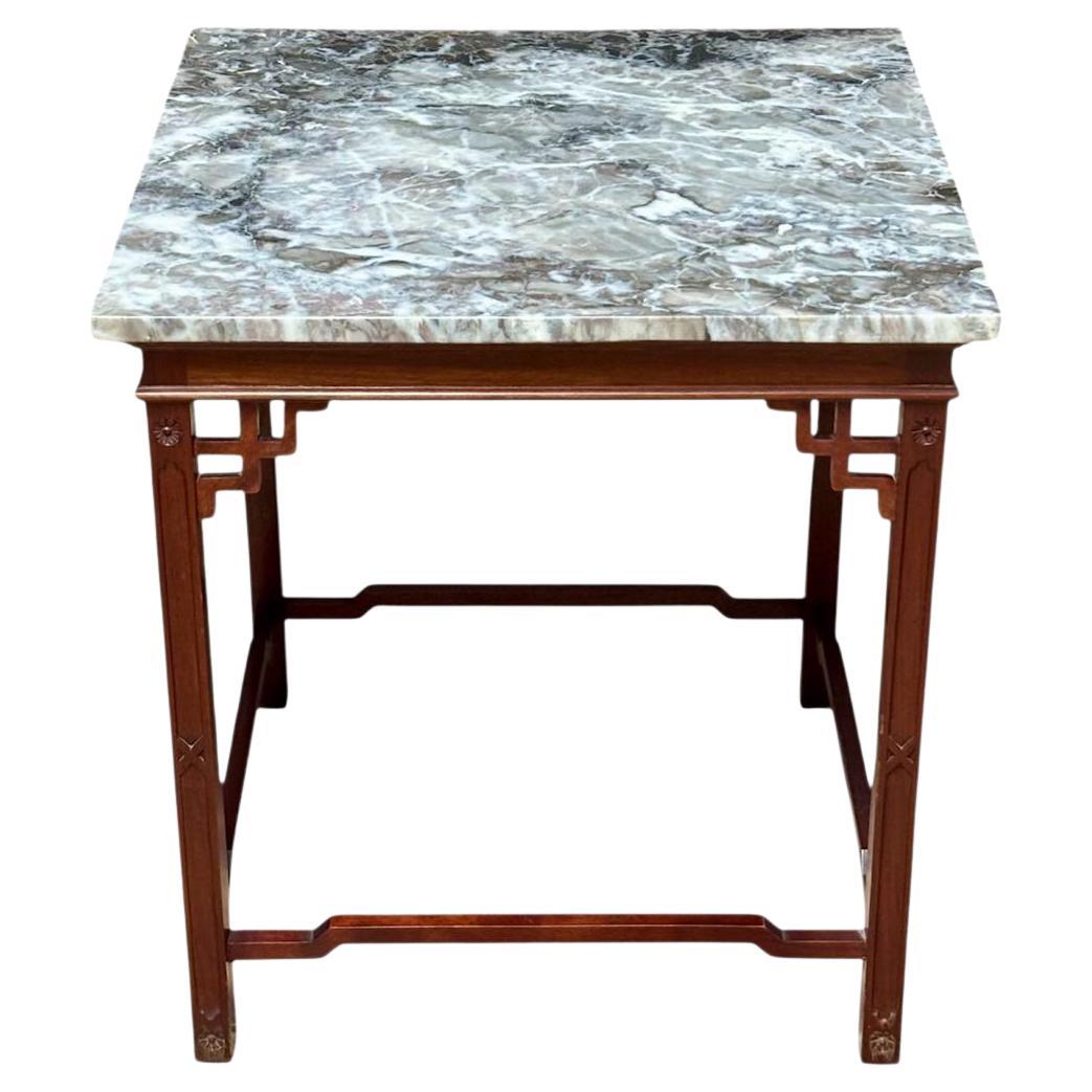 Mesa baja auxiliar de estilo chinoiserie in vendita