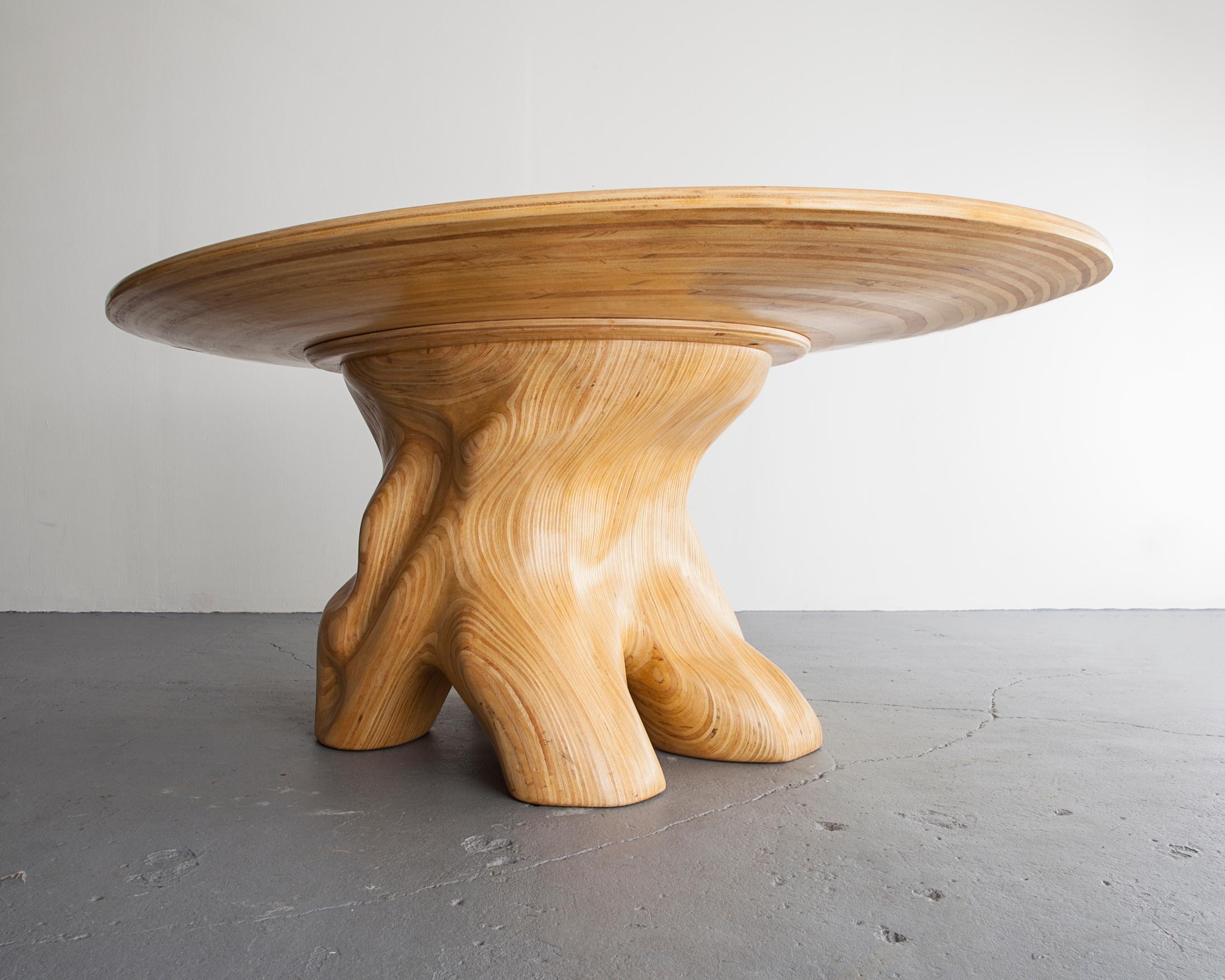 Brazilian Mesa Baum Oval Table in Sumauma Wood by Julia Krantz, 2005