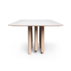 Manô Dining Table