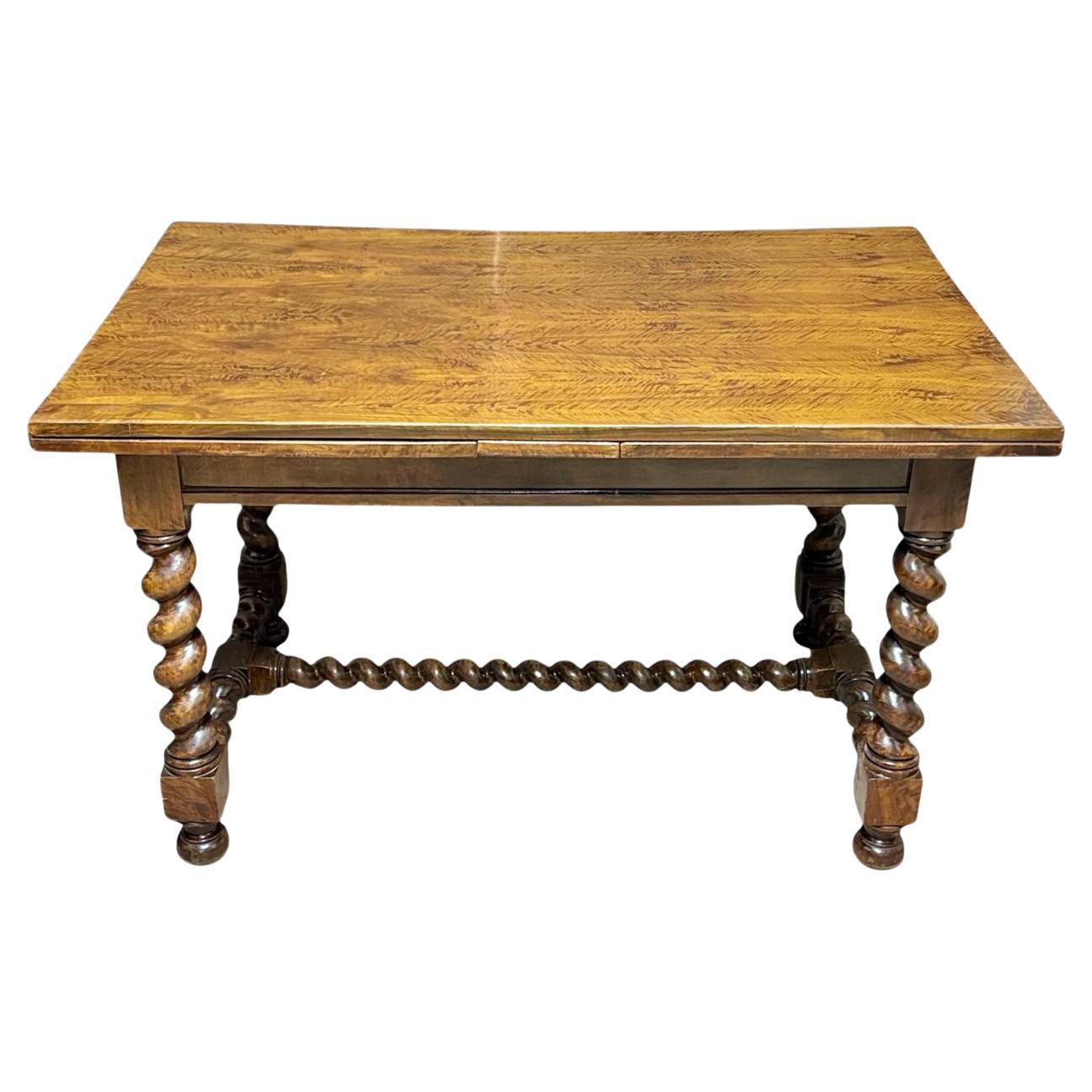 Mesa española extensible