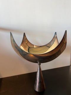Bol sculptural à gradins d'argent de Mesa, 1970