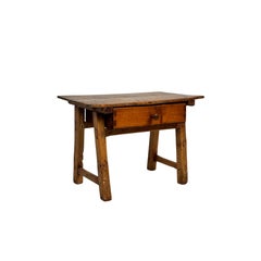 Mesa popular wabi sabi española años 40